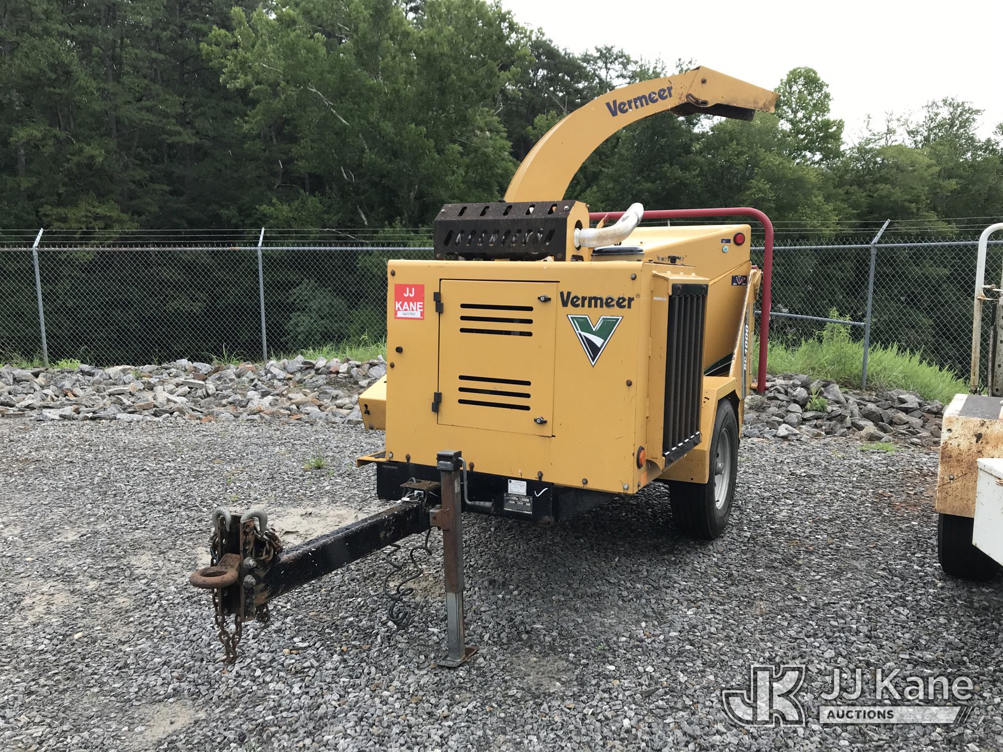 2014 Vermeer BC1000XL Chipper (12in Drum), trailer mtd.