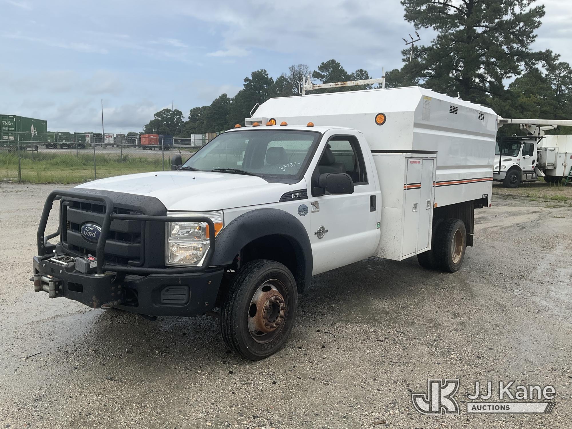 2014 Ford F-550 Chipper Dump Truck