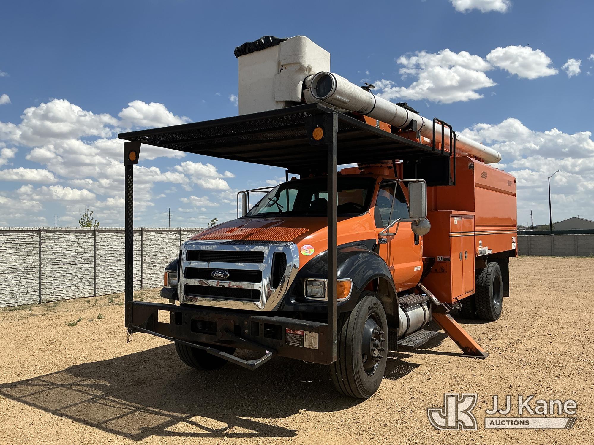 Altec LR756, Over-Center Bucket Truck mounted behind cab on 2015 Ford F-750 Chipper Dump Truck, PTO Hours Reads: 7384