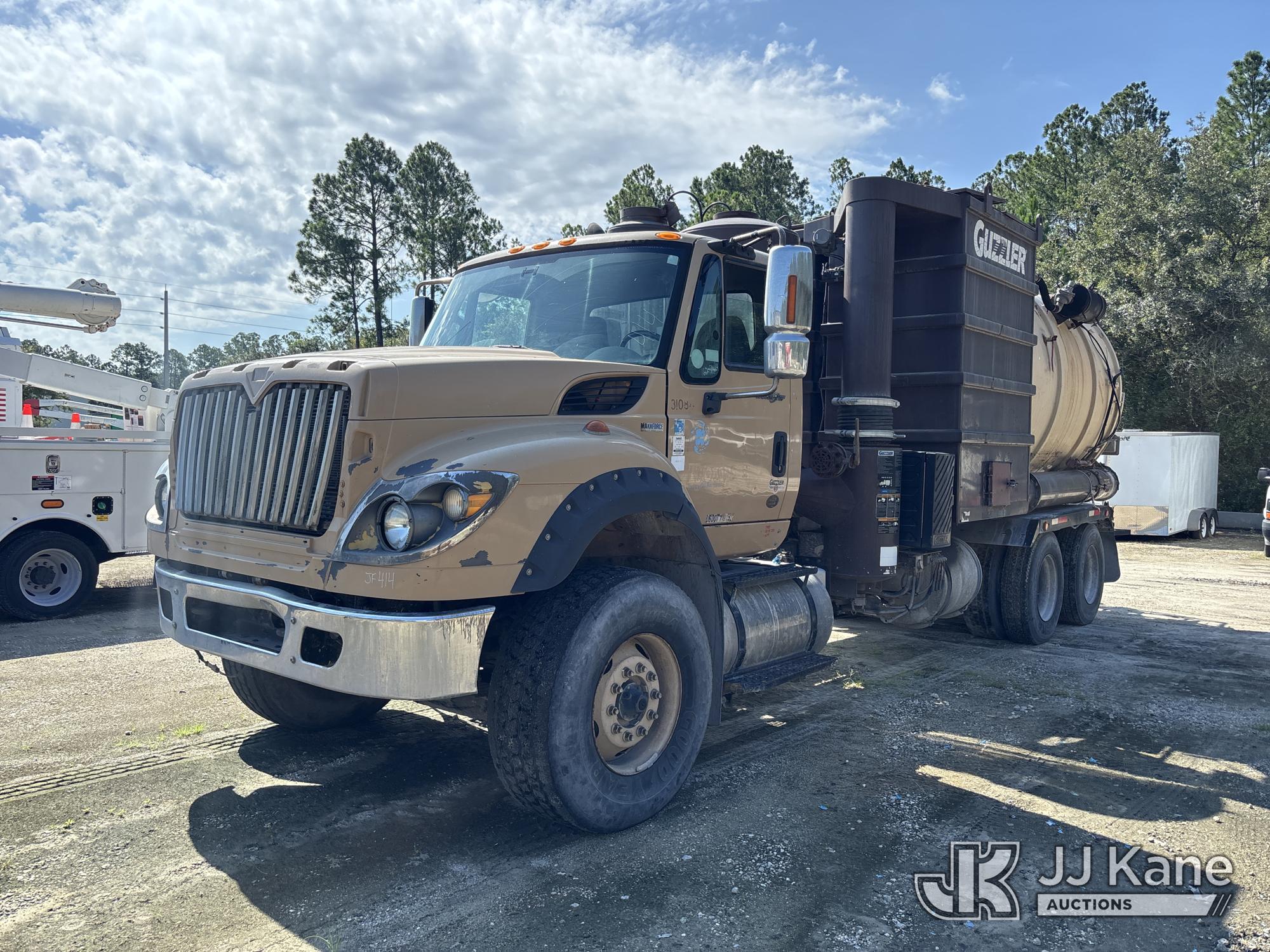 2013 International WorkStar 7600