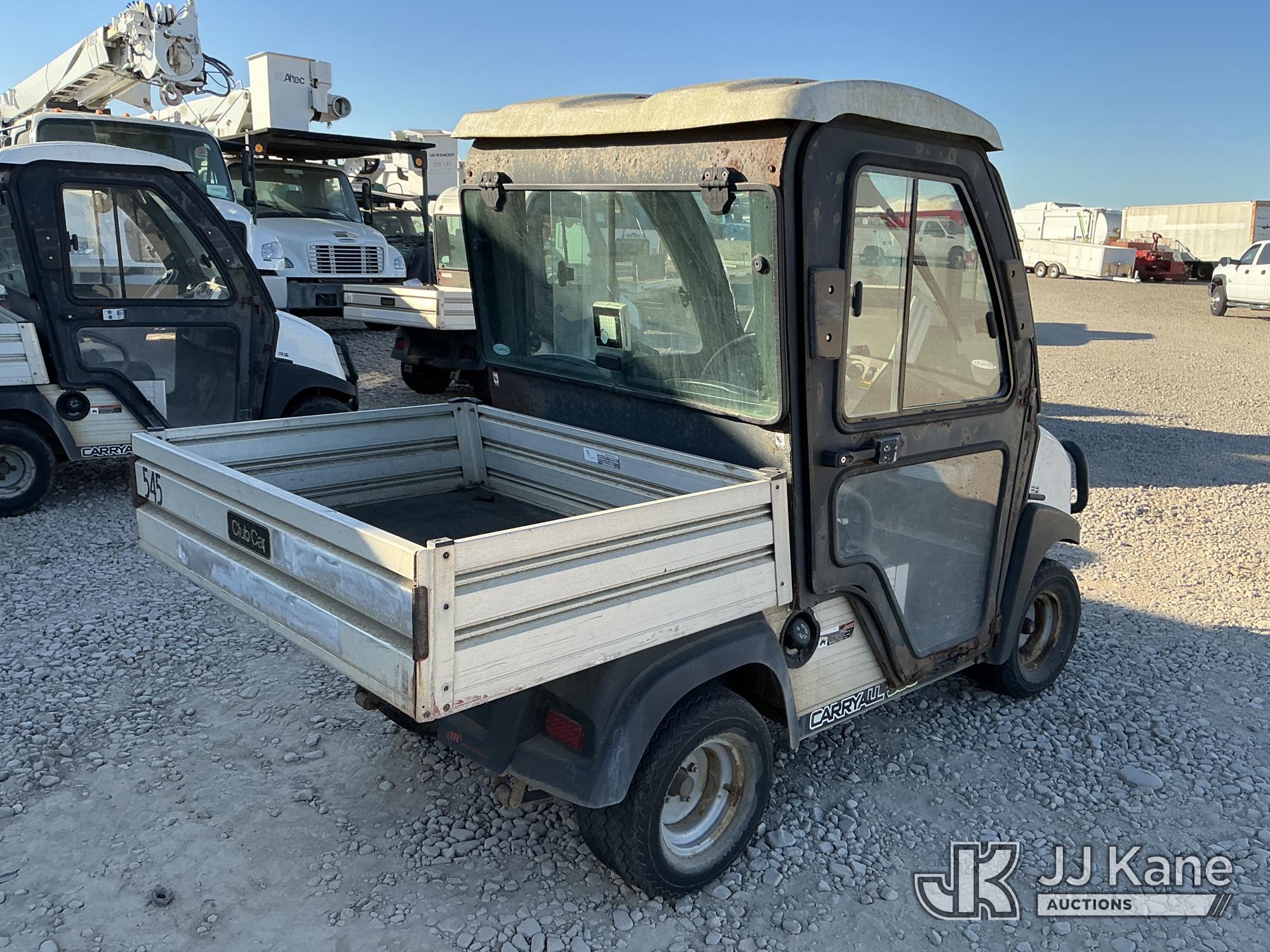 0 Club Car CARRYALL 300