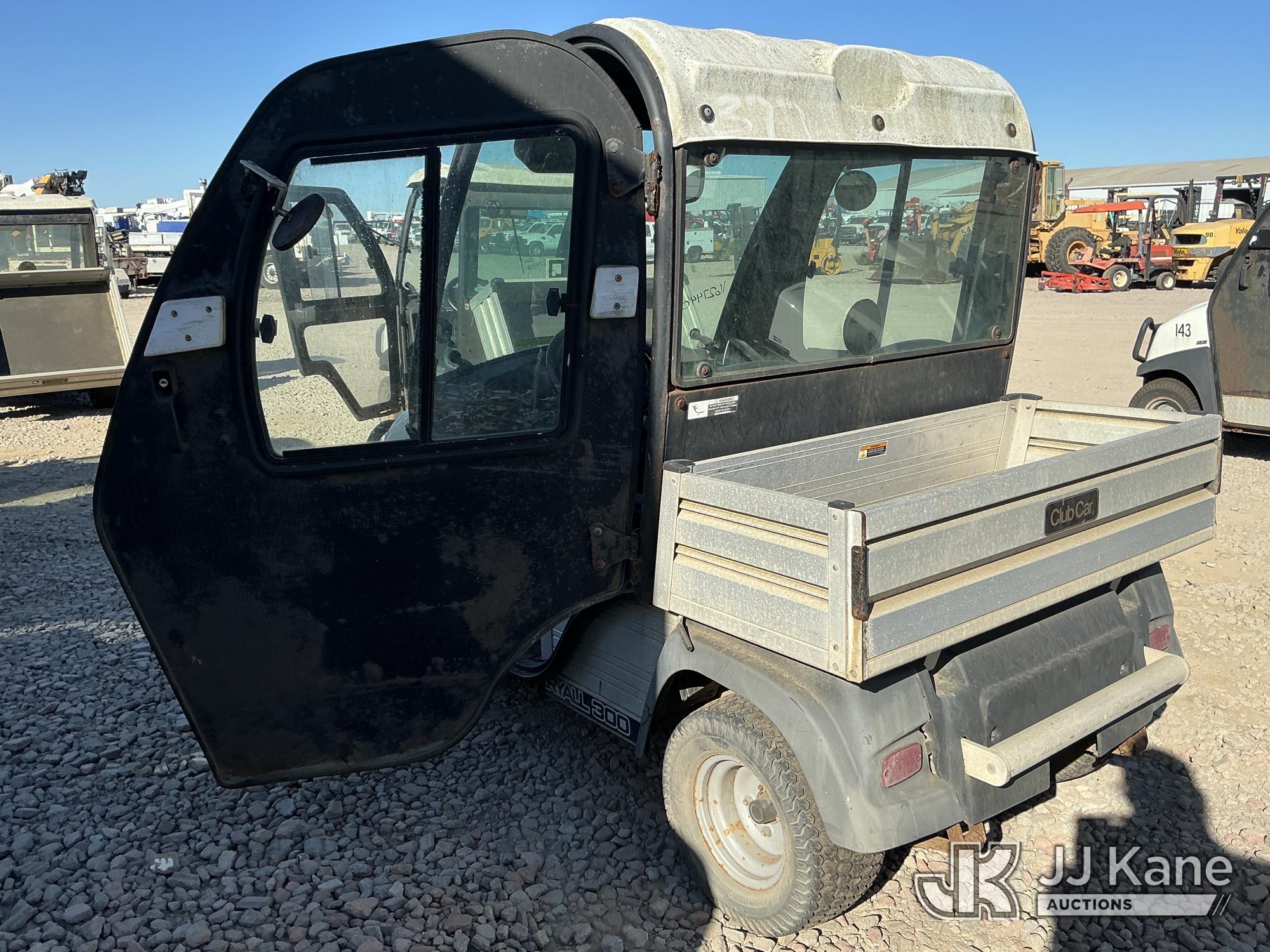0 Club Car CARRYALL 300