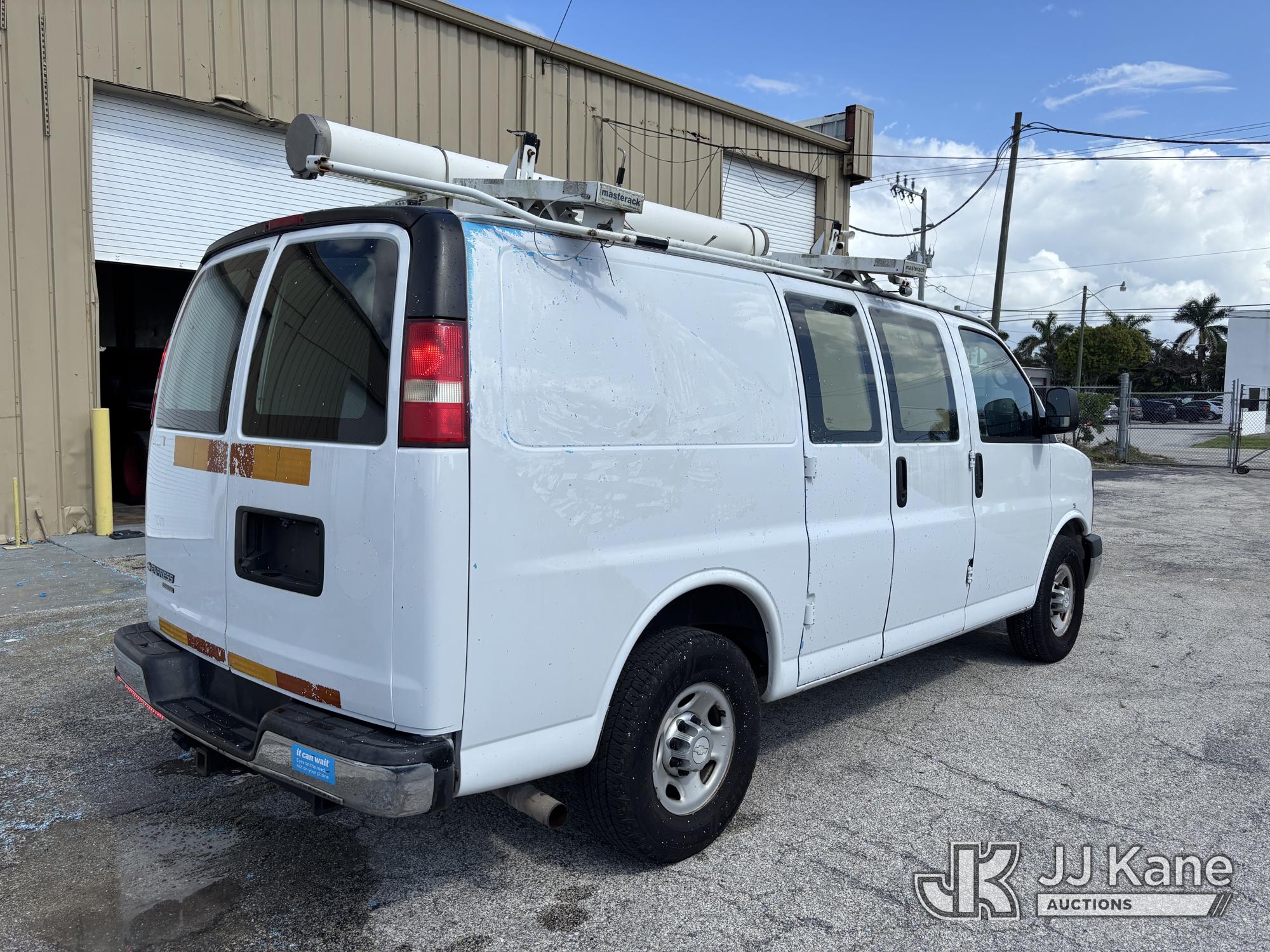 2014 Chevrolet Express G2500
