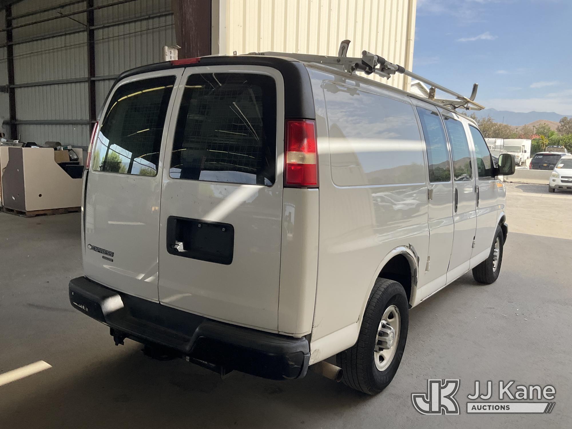 2015 Chevrolet EXPRESS 2500