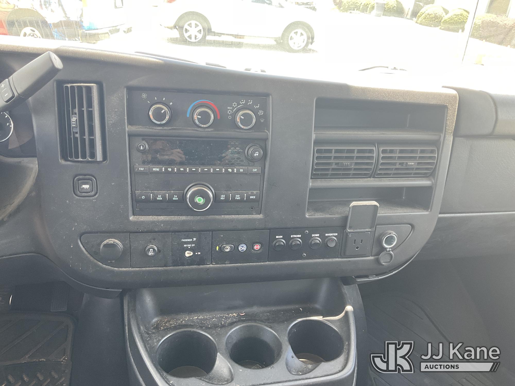 2017 Chevrolet Express G2500
