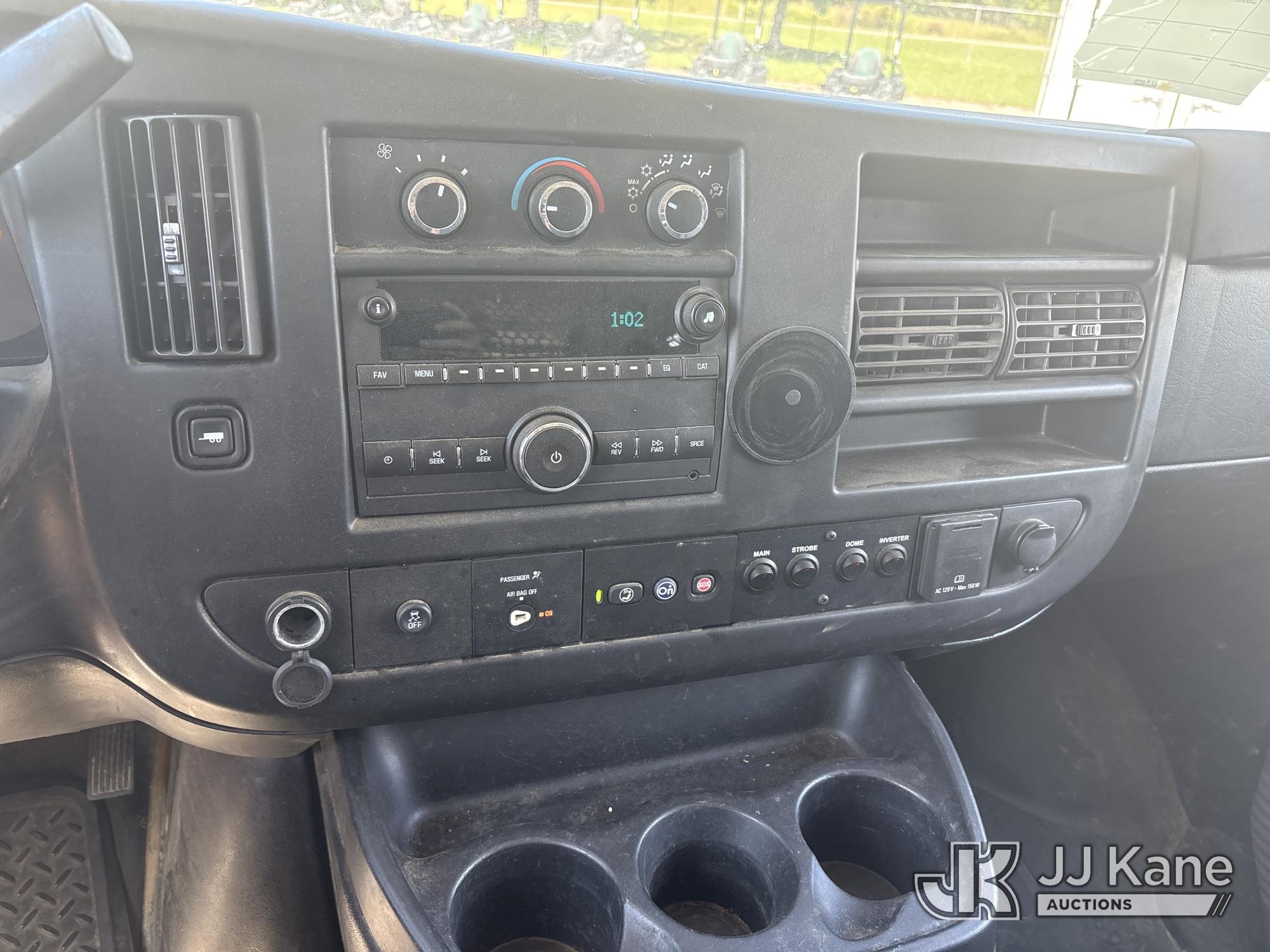 2017 Chevrolet EXPRESS G2500