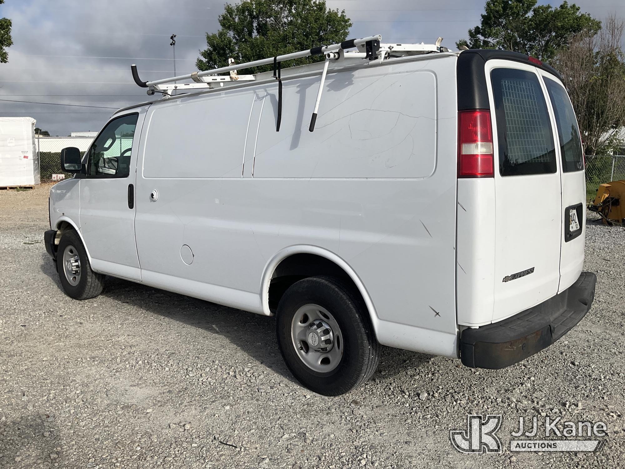 2017 Chevrolet Express G2500
