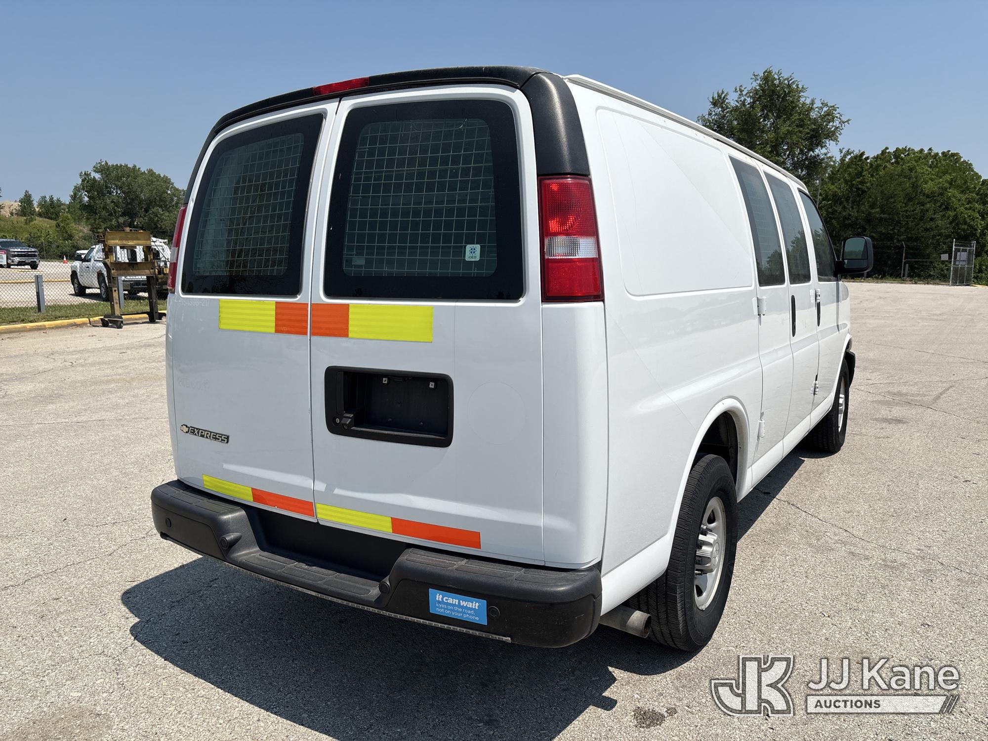 2017 Chevrolet Express G2500