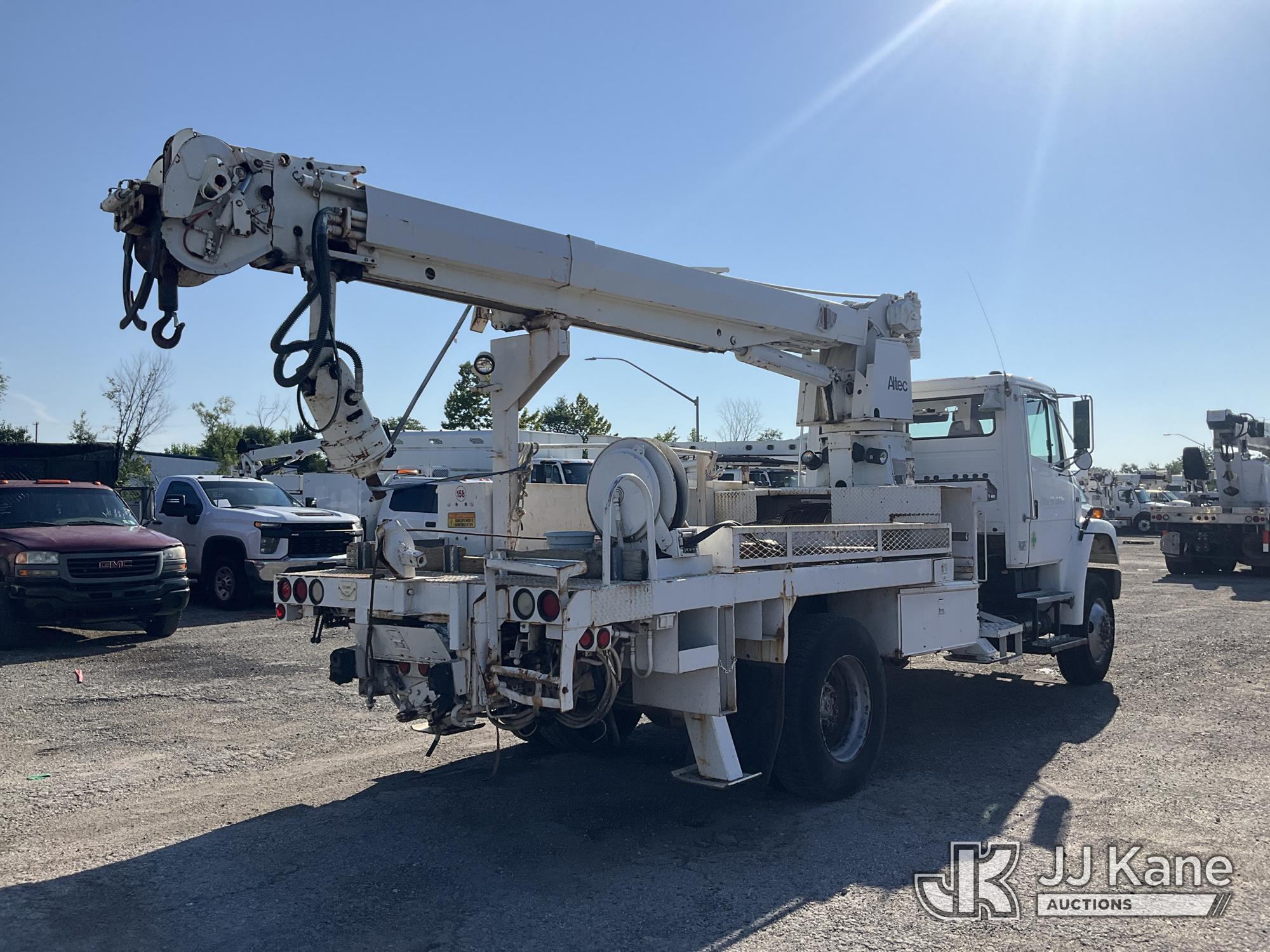 2001 Freightliner FL70