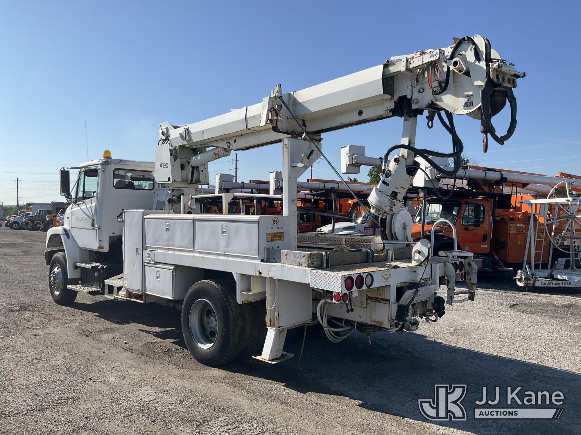 2001 Freightliner FL70