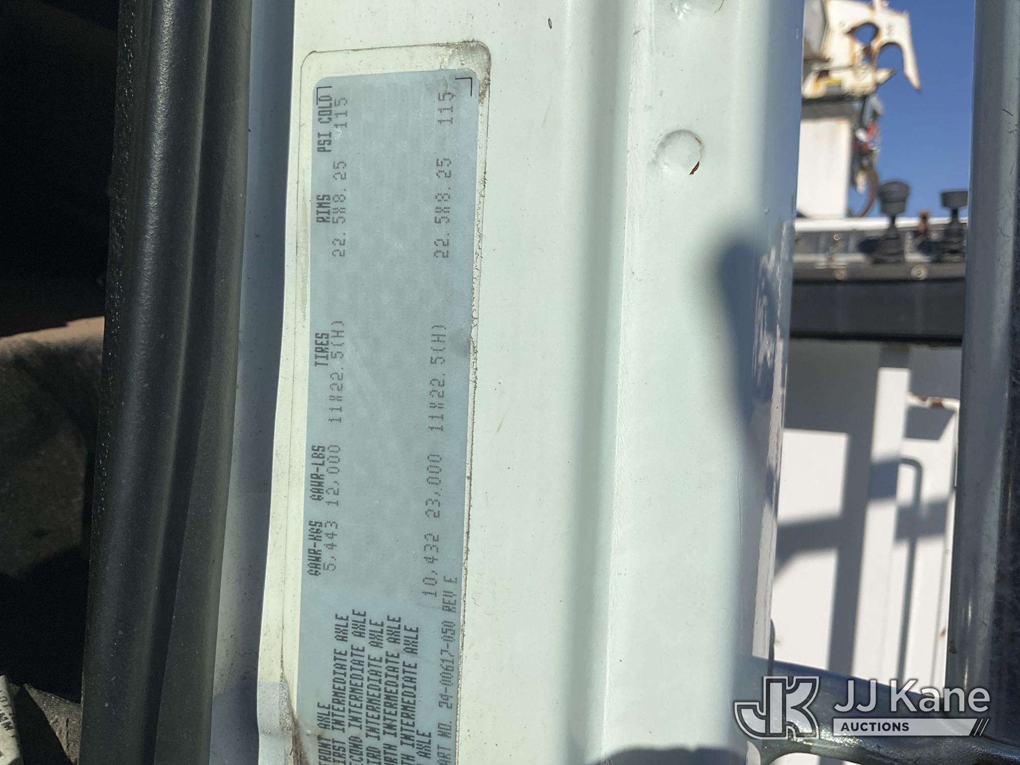 2001 Freightliner FL70