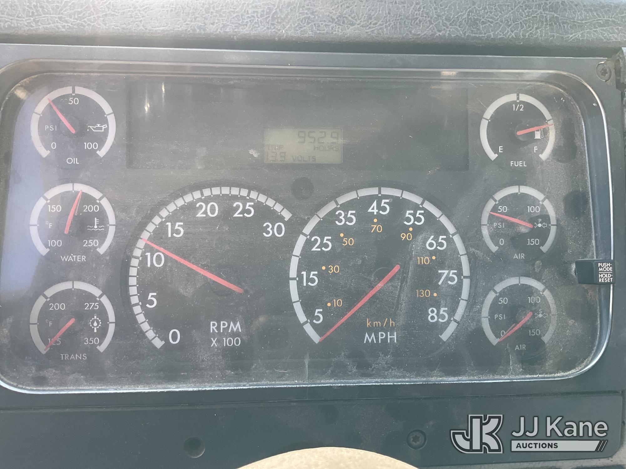 2001 Freightliner FL70