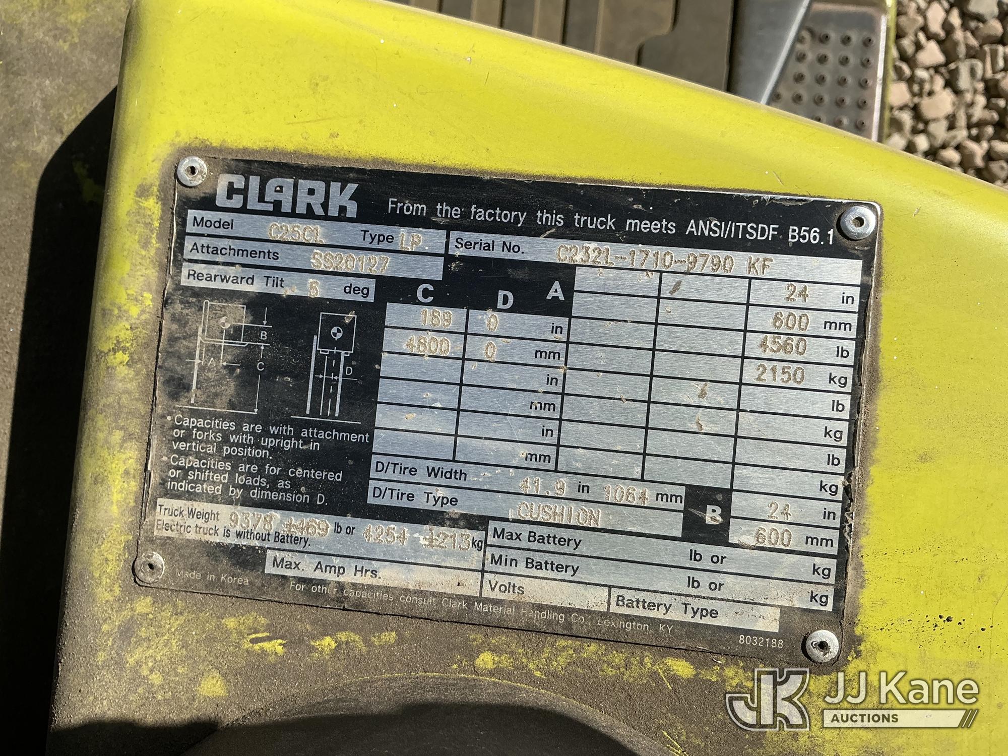 2017 Clark C25CL