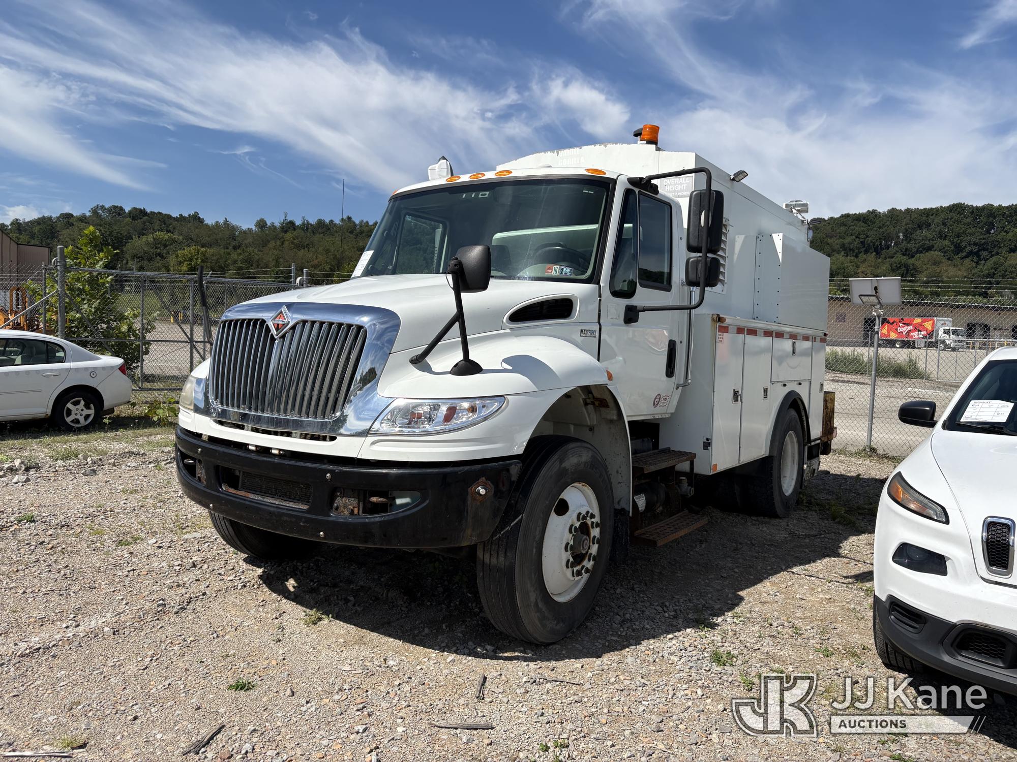 Photo of 2015 International 4400