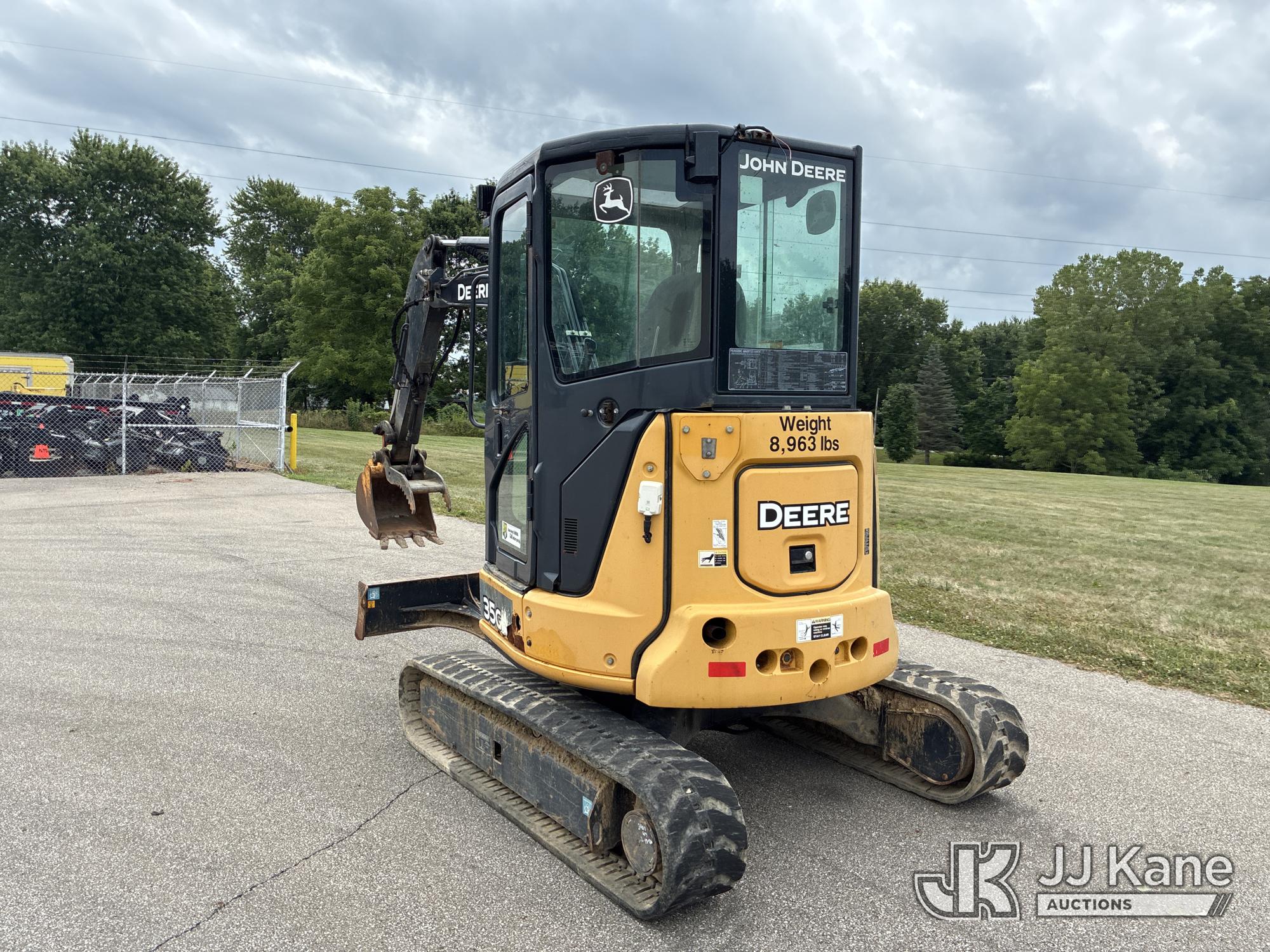 2015 John Deere 35G