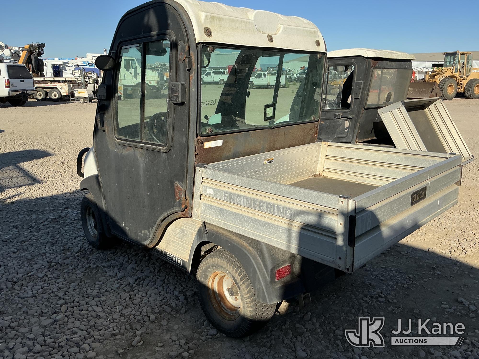 0 Club Car CARRYALL 300
