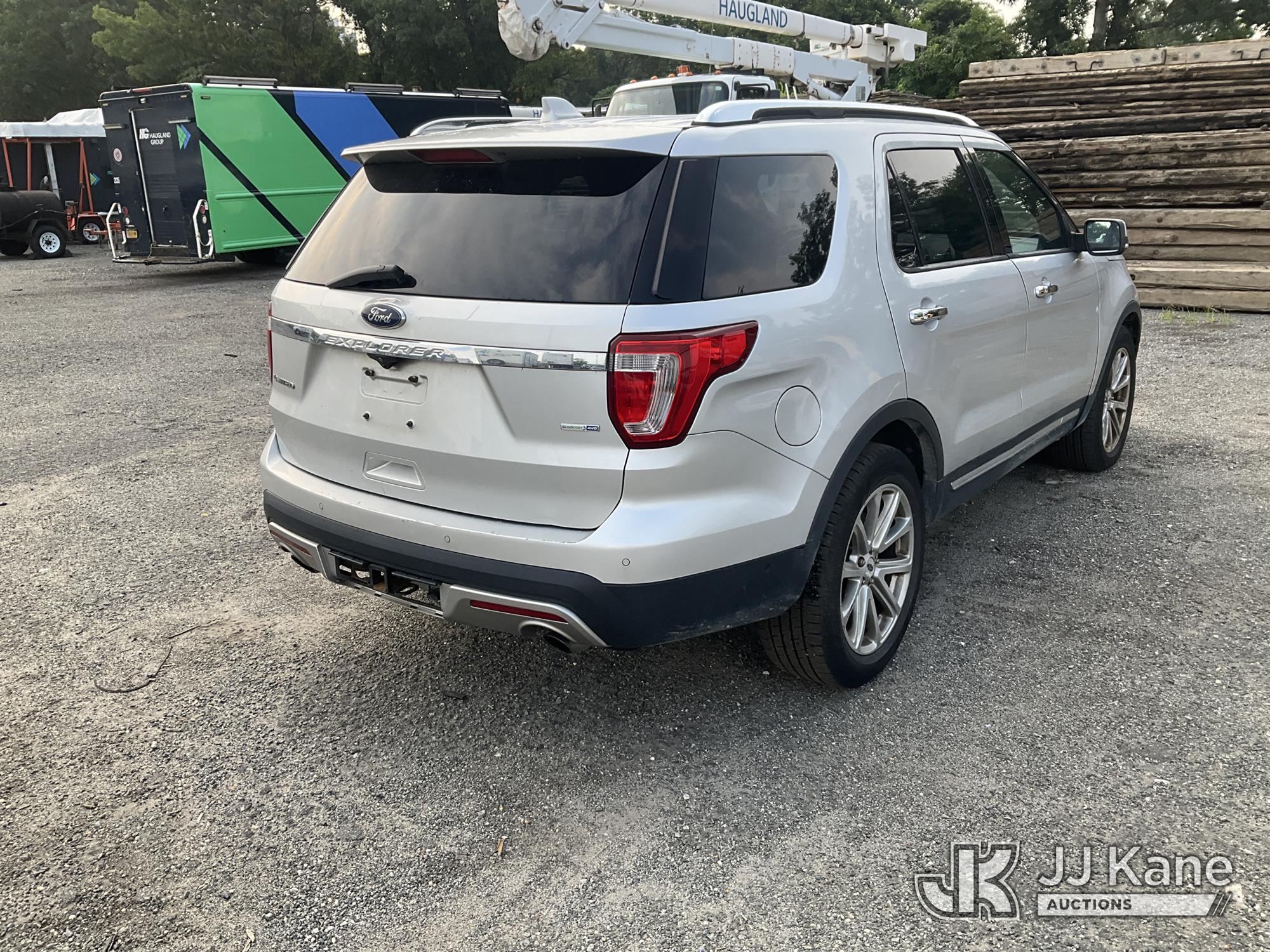 2016 Ford Explorer