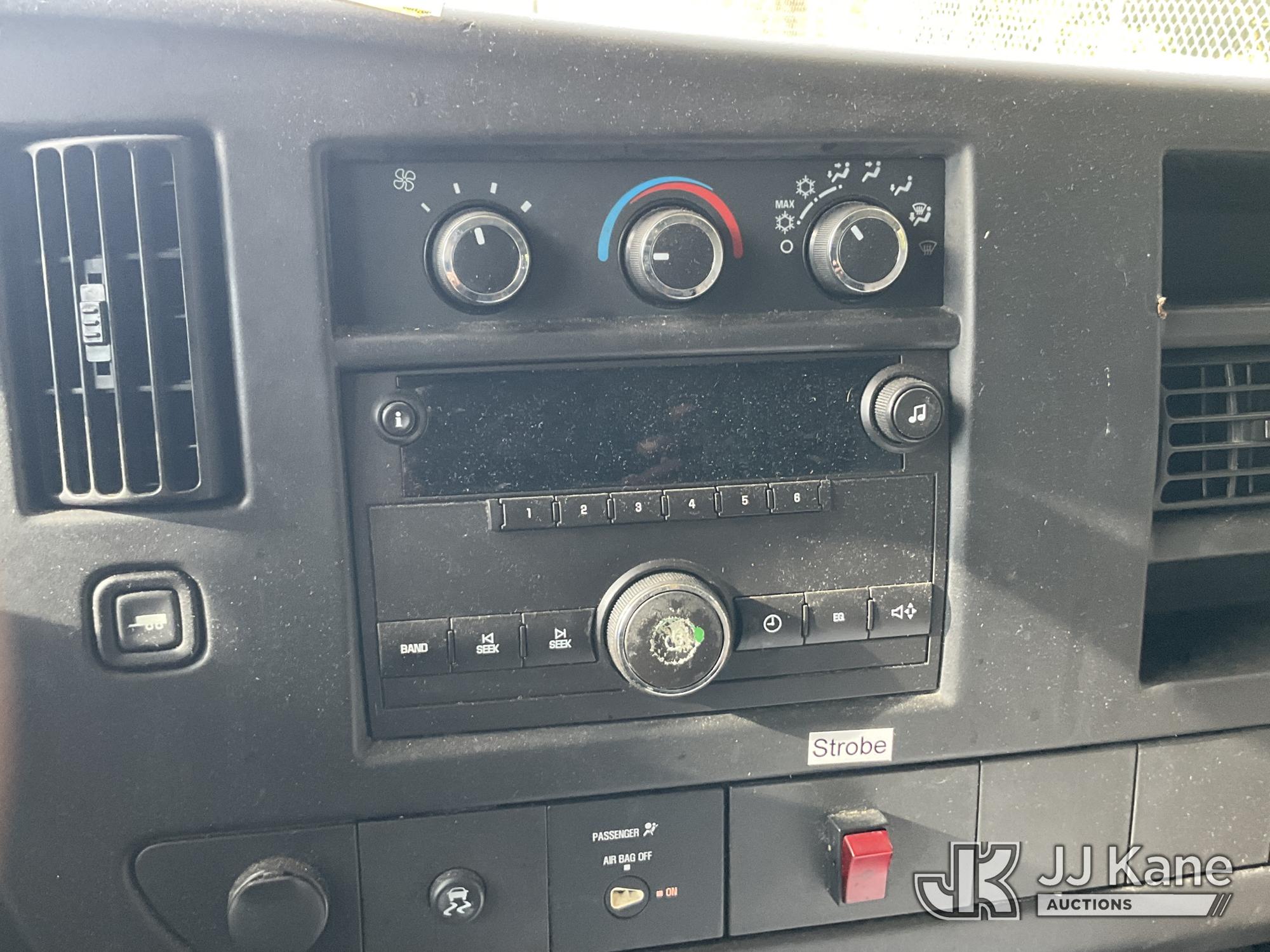2011 Chevrolet Express G2500