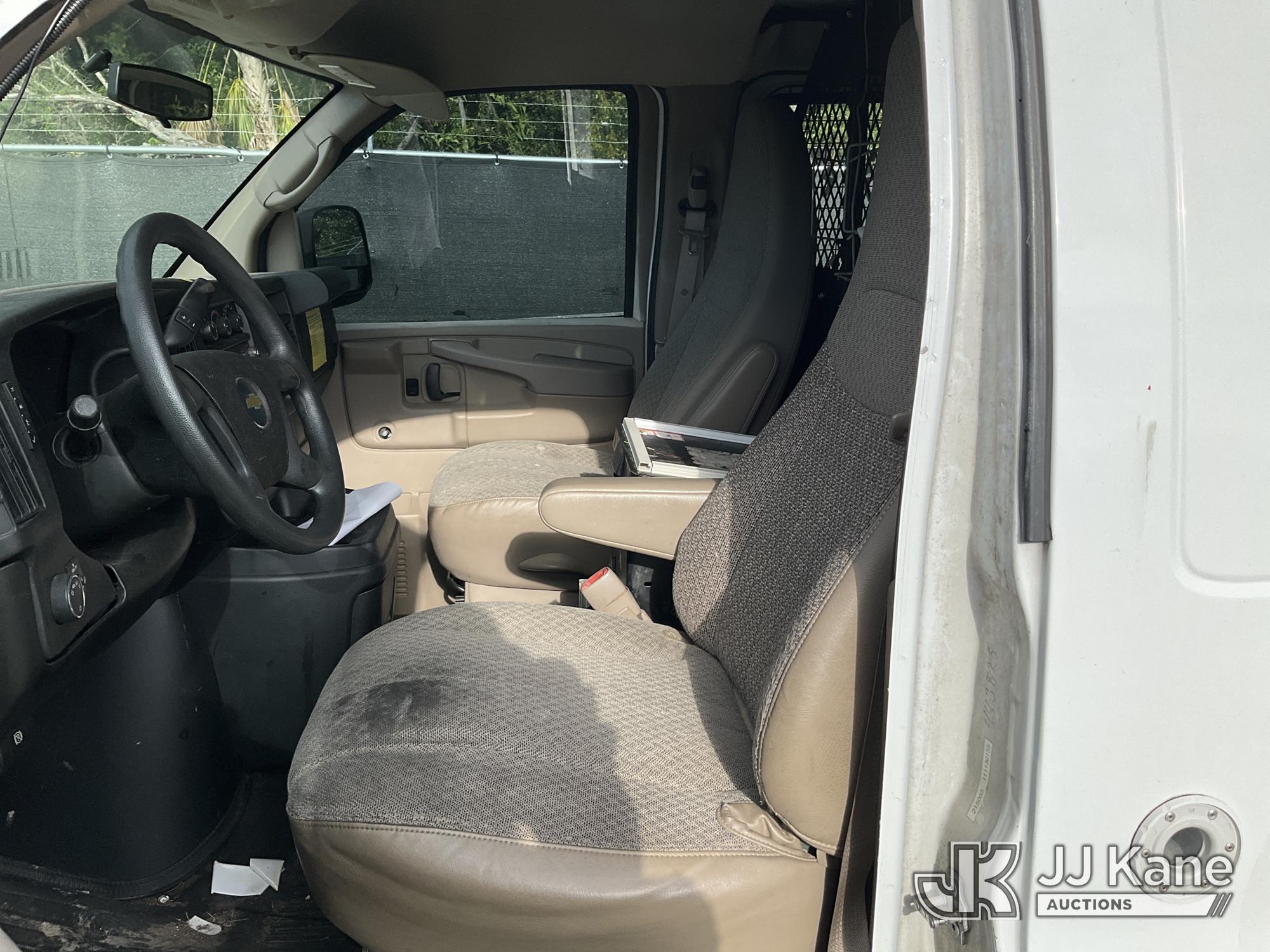 2011 Chevrolet Express G2500