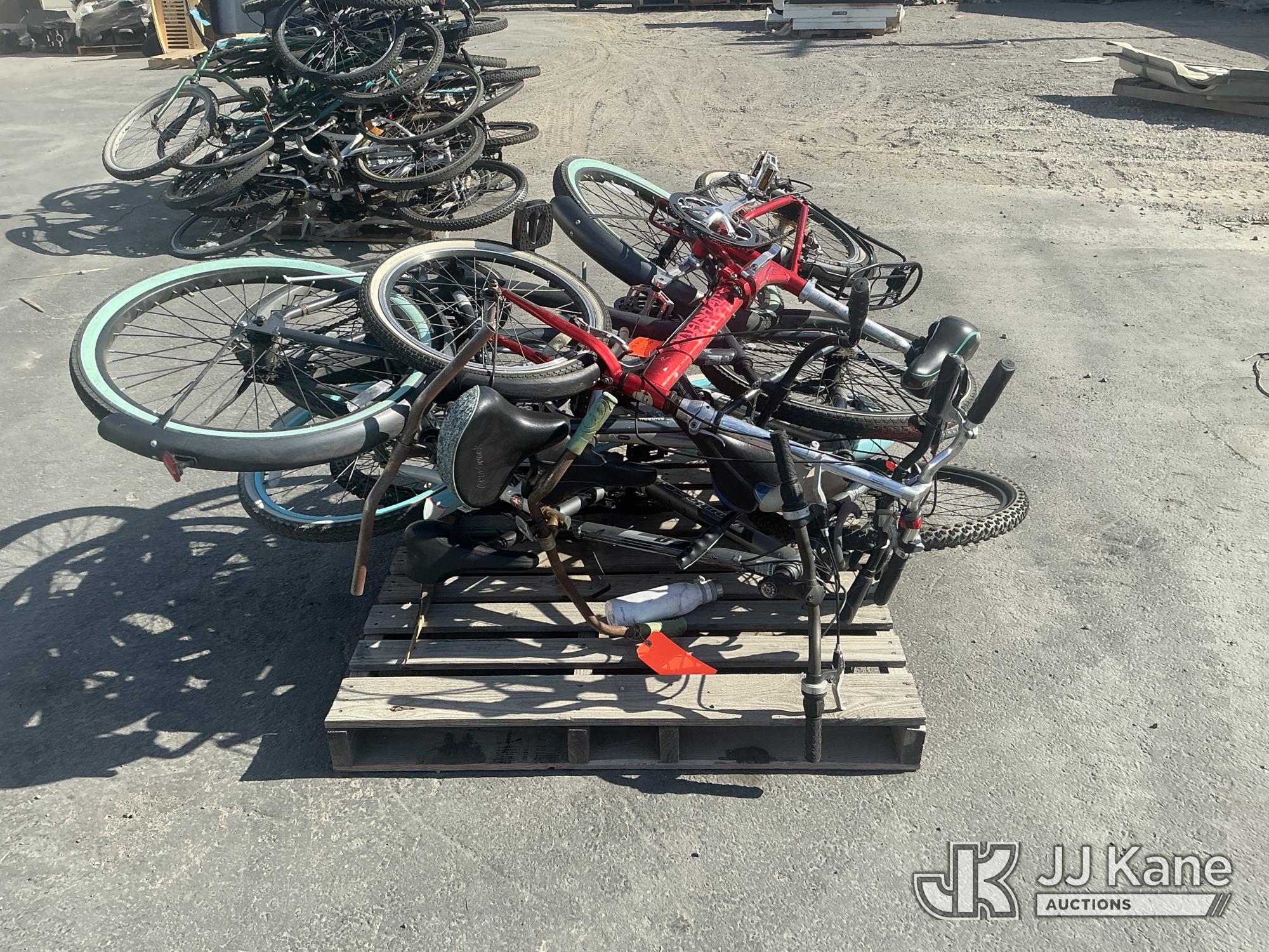 (1 Pallet) Bicycles (Used) NOTE: This unit is being sold AS IS/WHERE IS via Timed Auction and is located in Jurupa Valley