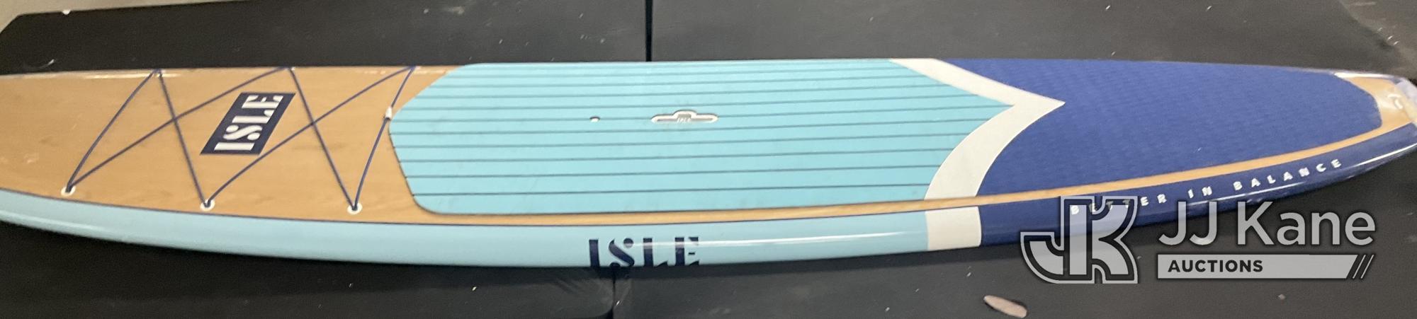 Paddle Board (Used) NOTE: This unit is being sold AS IS/WHERE IS via Timed Auction and is located in Jurupa Valley