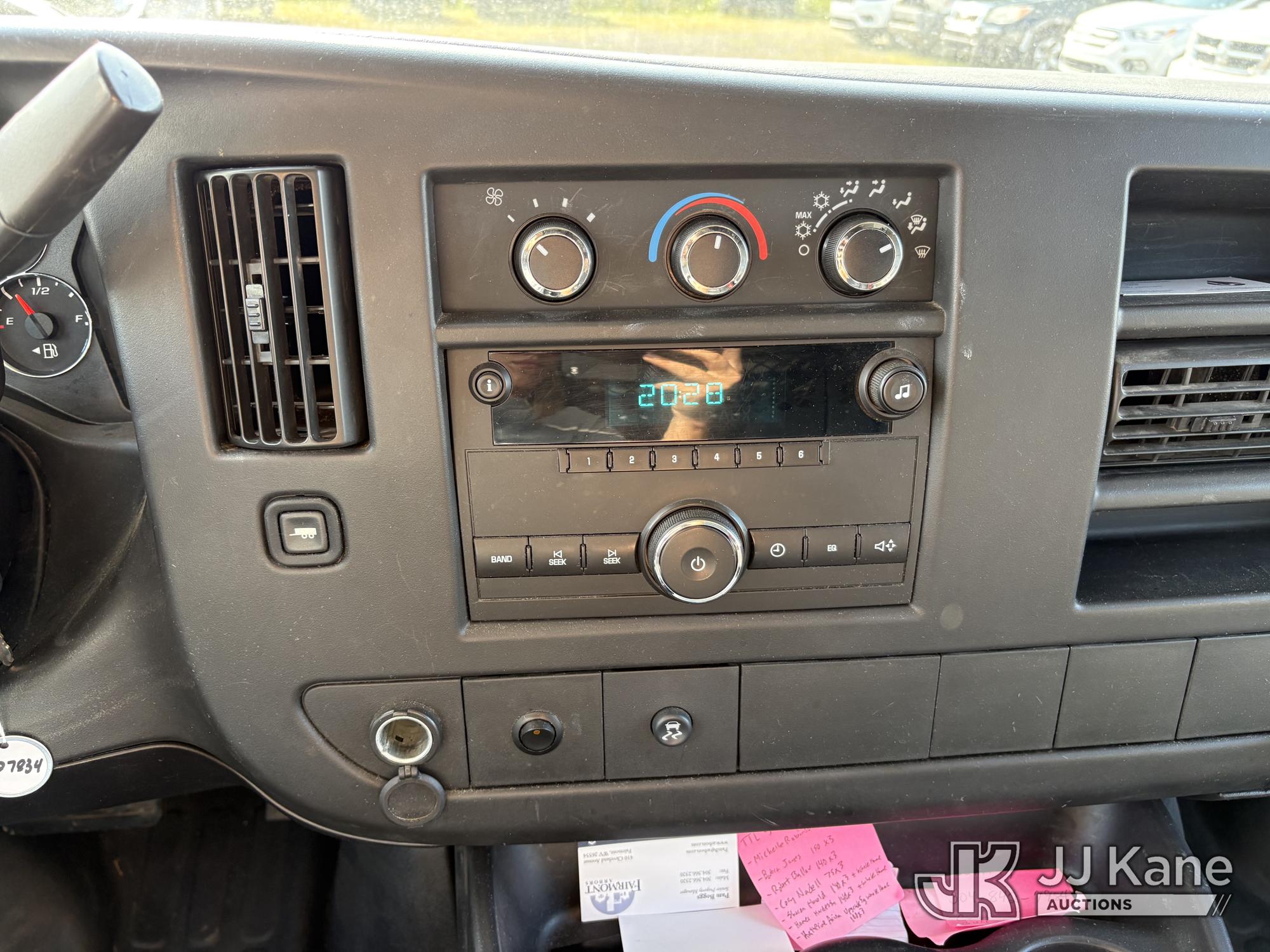 2011 Chevrolet EXPRESS G2500