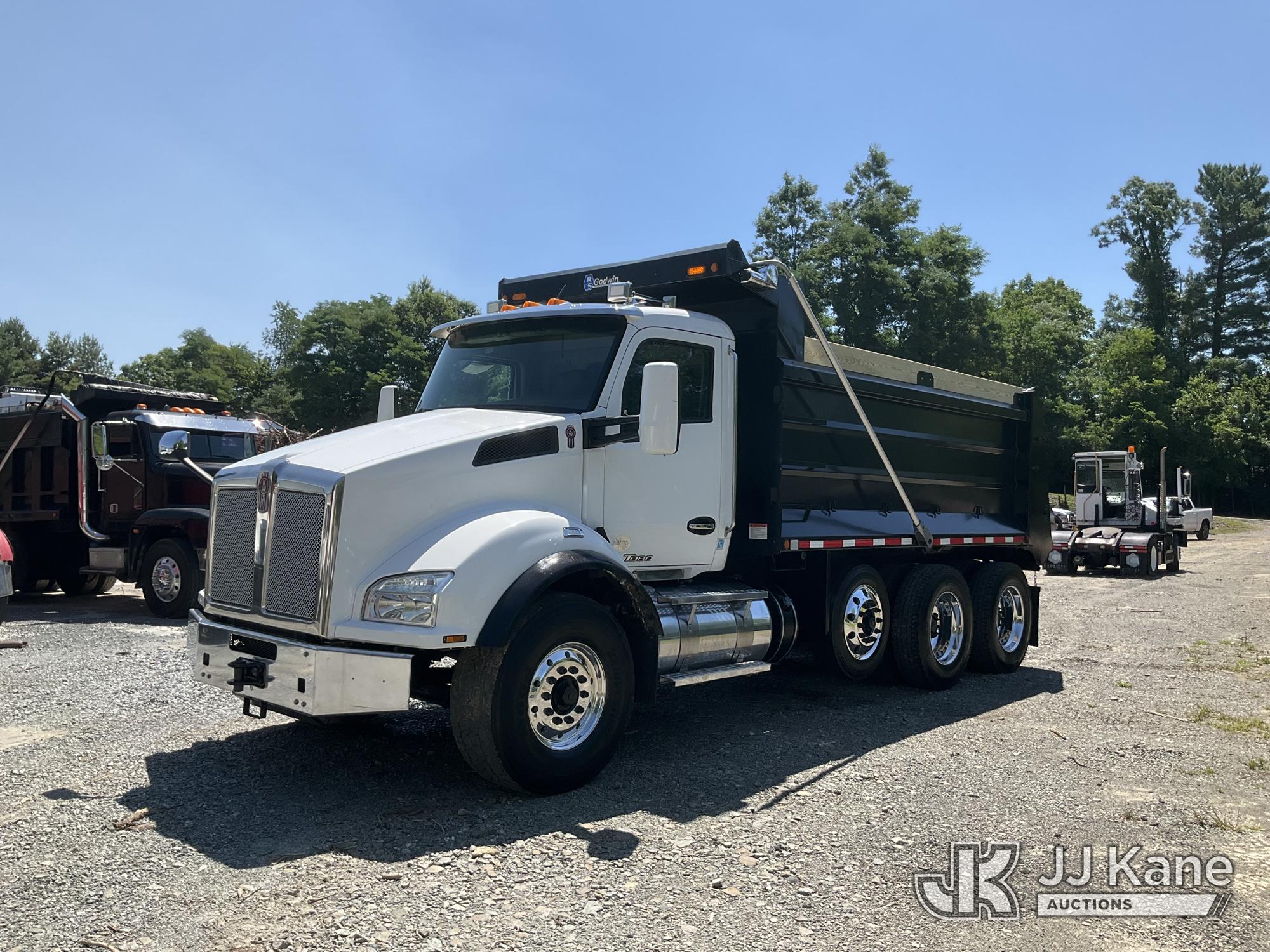 Photo of a 2019 Kenworth T880