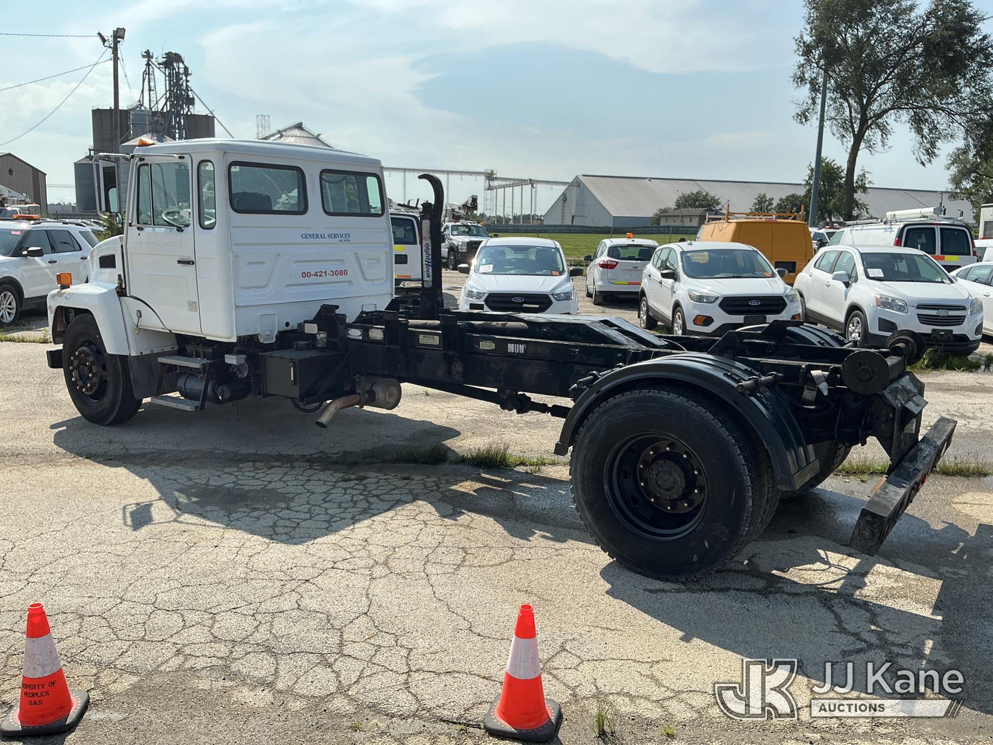 1993 Mack CS200P