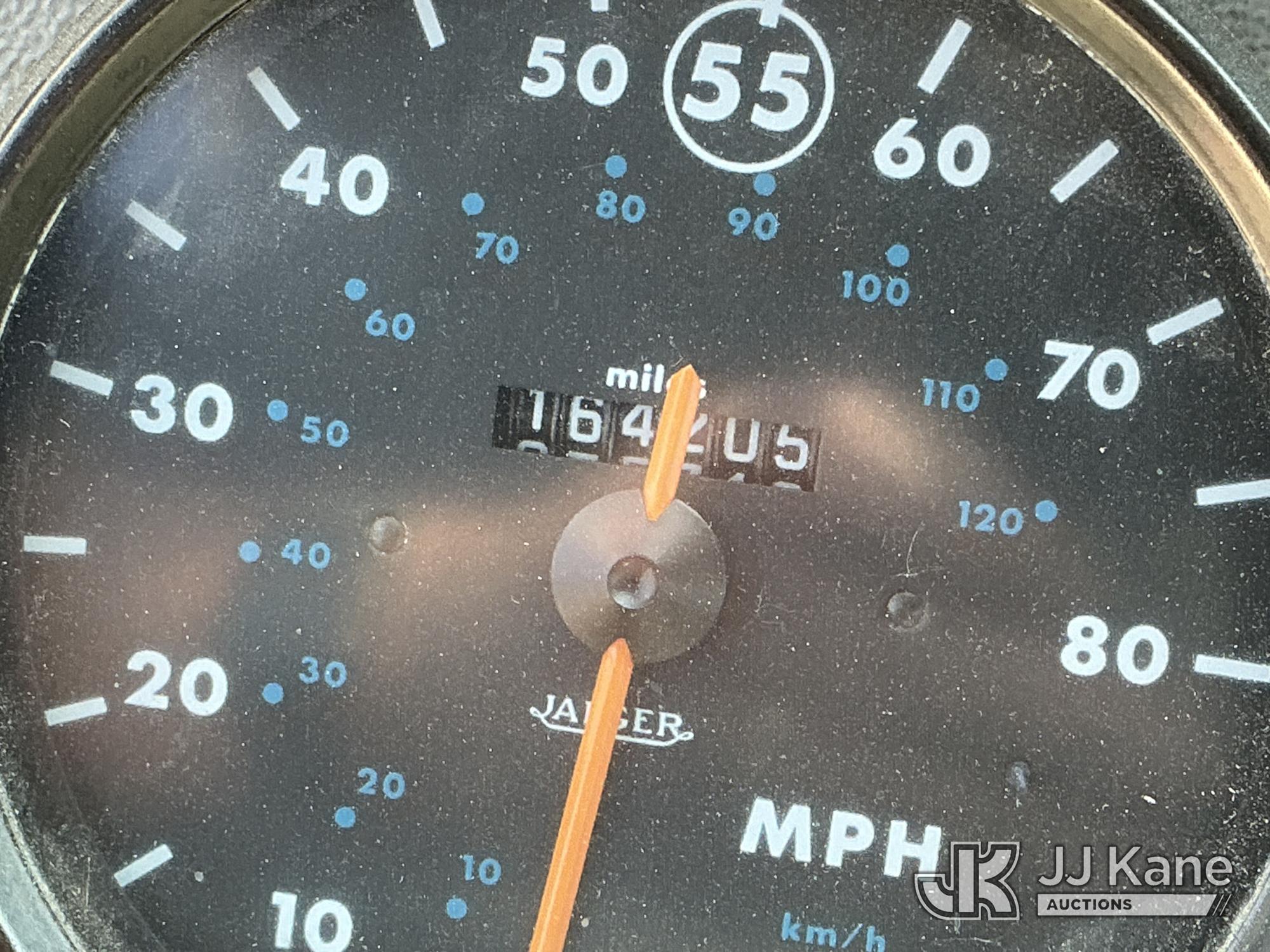 1993 Mack CS200P