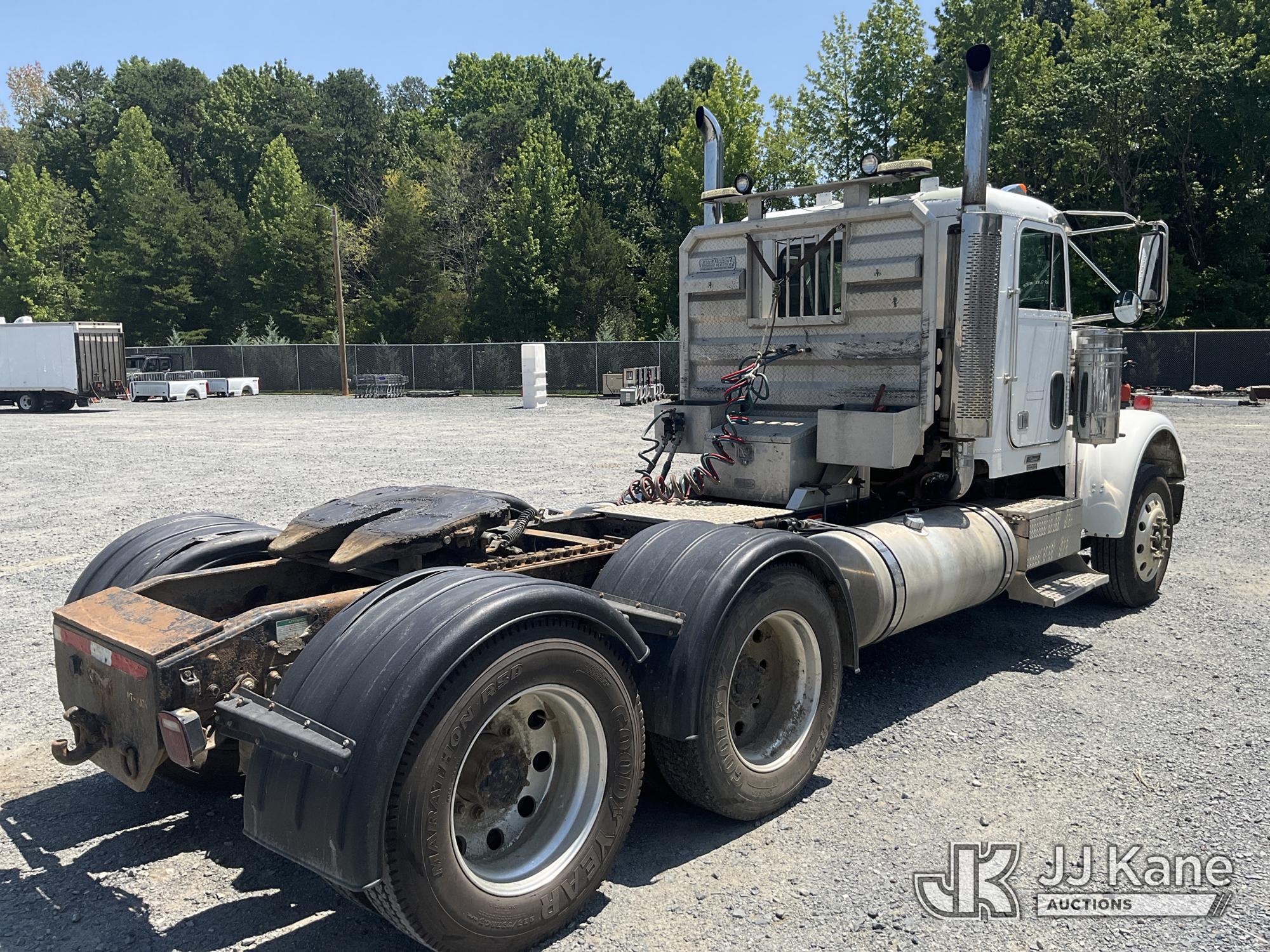 2007 Freightliner Classic 120