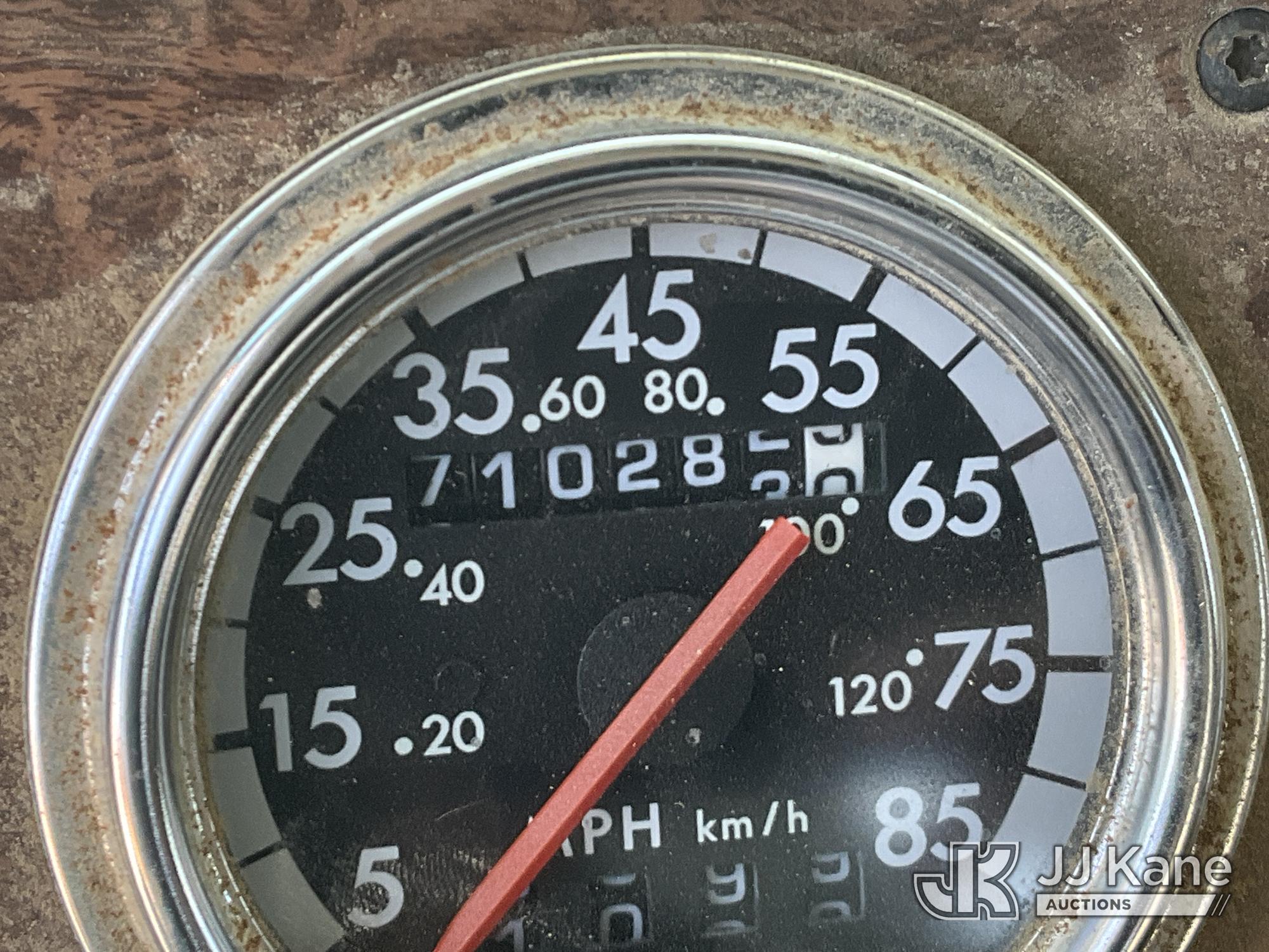 2007 Freightliner Classic 120