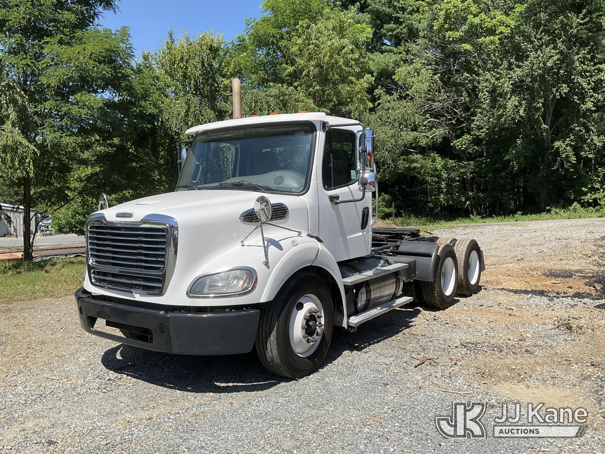 Photo of a 2016 Freightliner M2 112