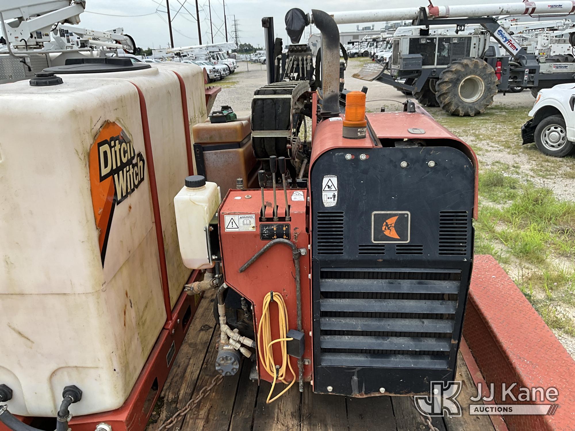 2015 Ditch Witch JT5