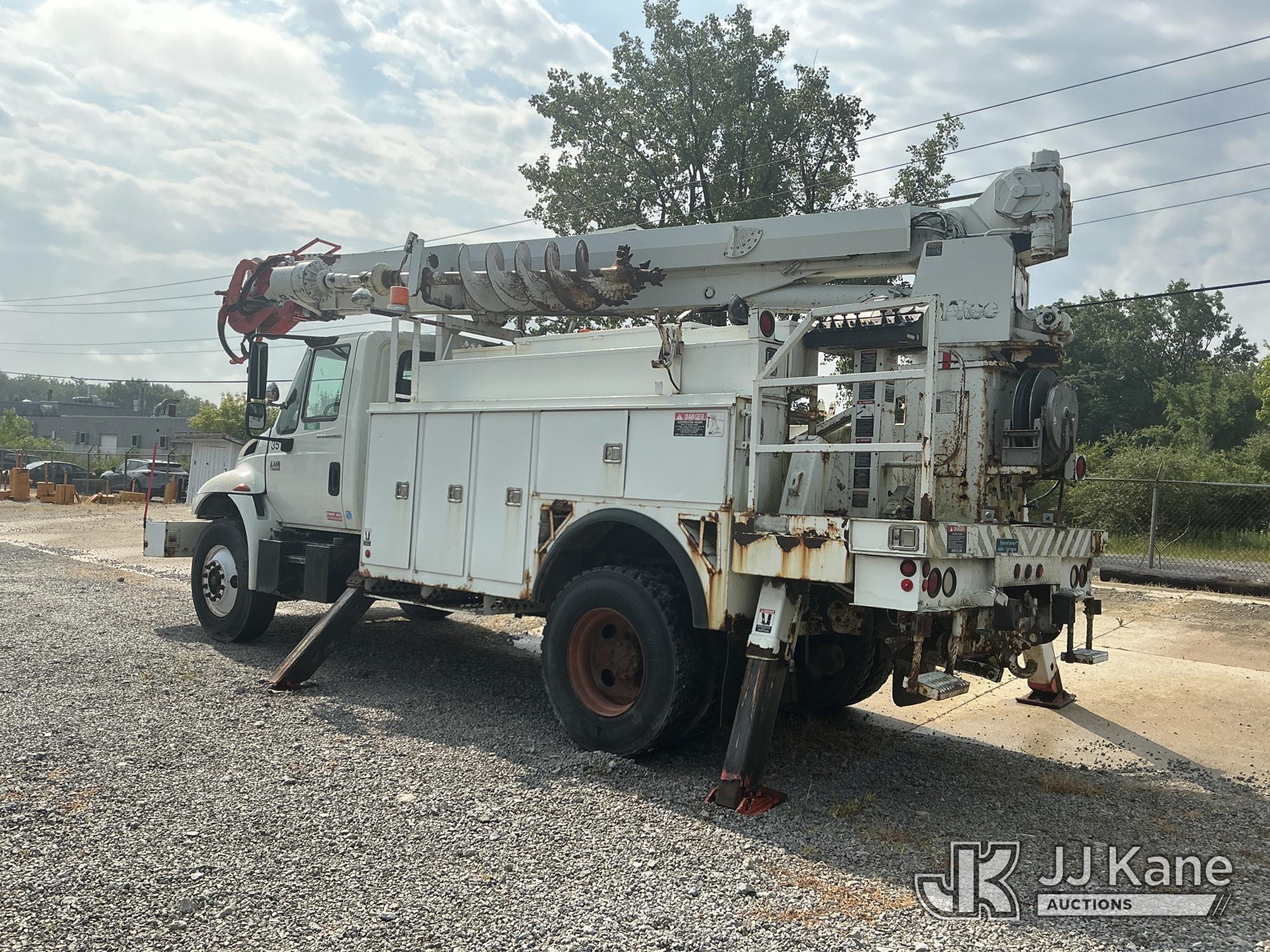 2004 International 4400