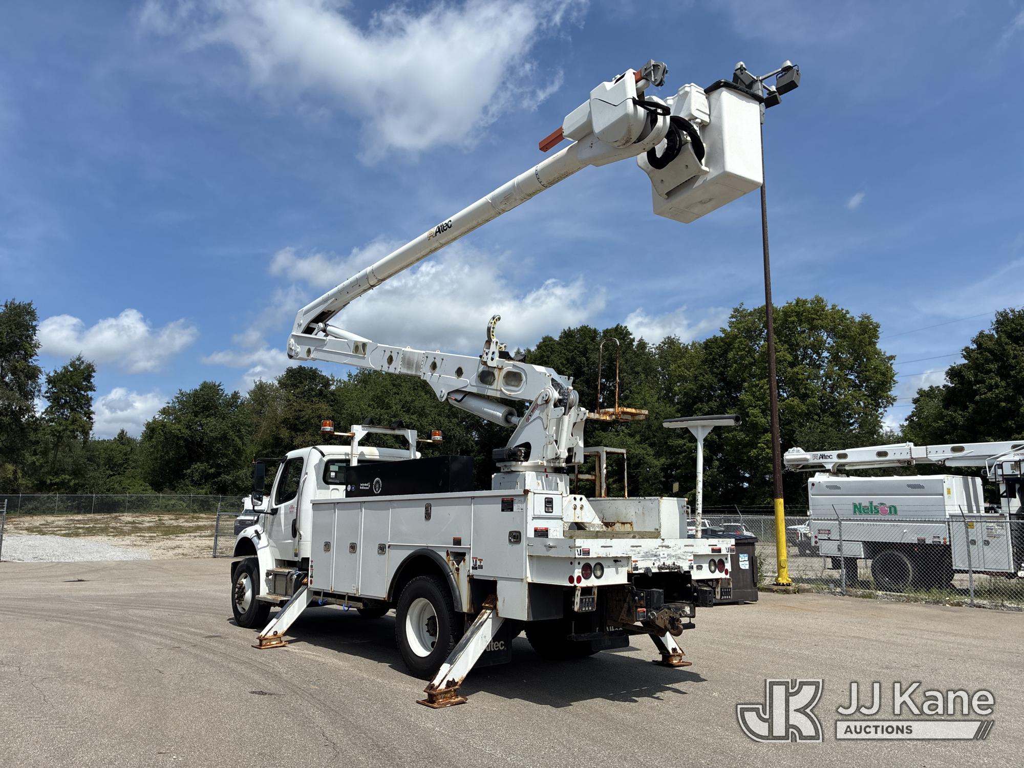 2020 Freightliner M2-106