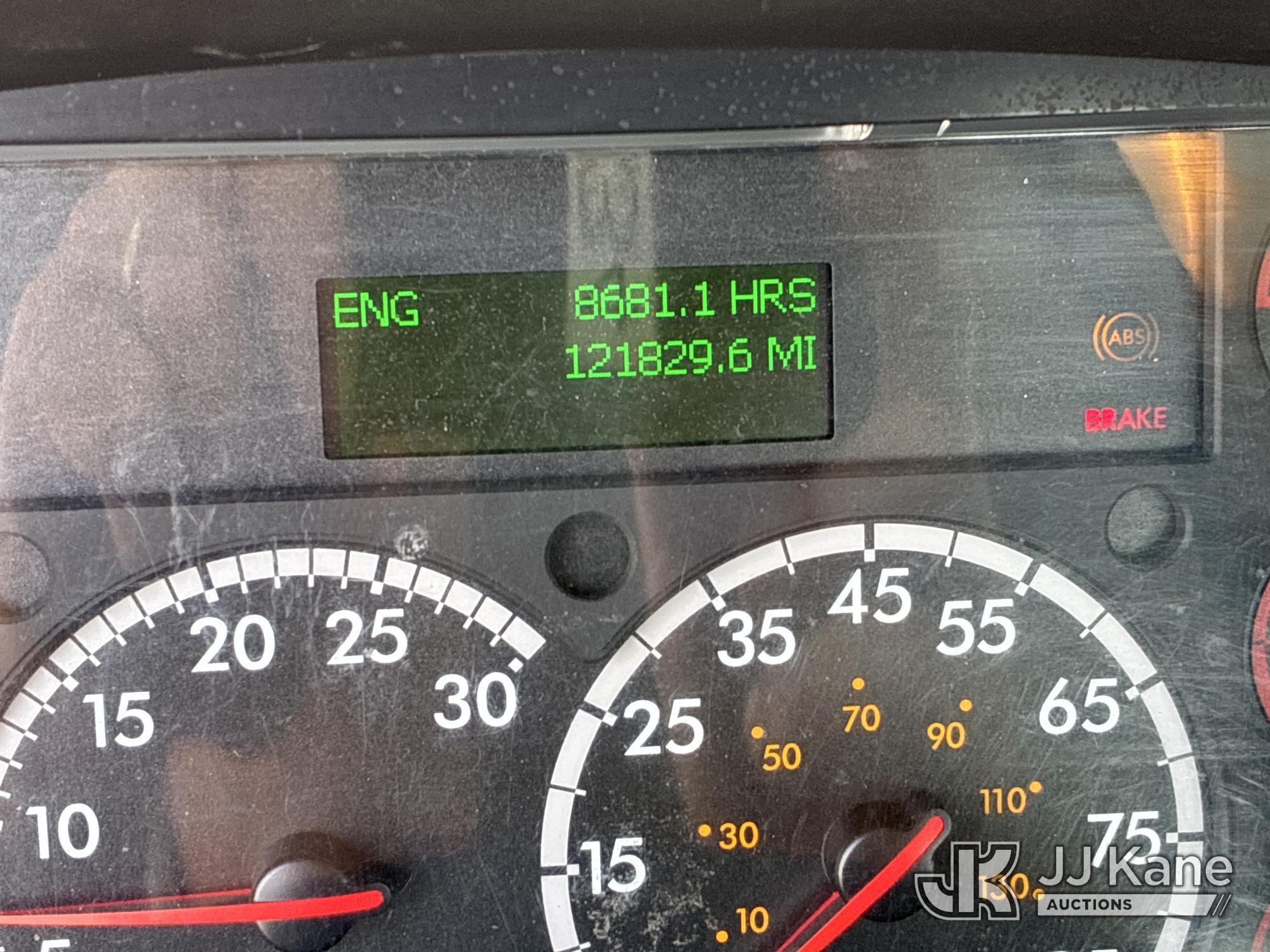 2018 Freightliner M2-106