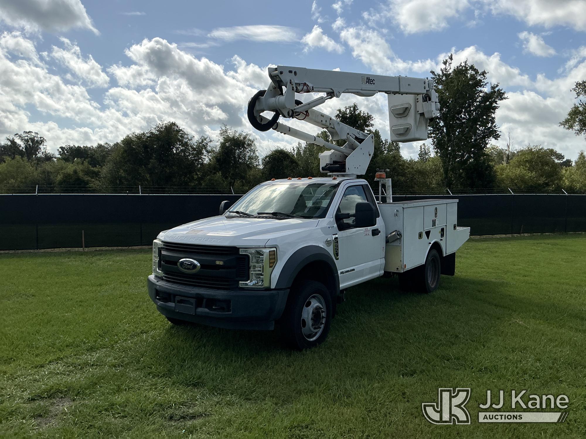 Photo of a 2018 Ford F550