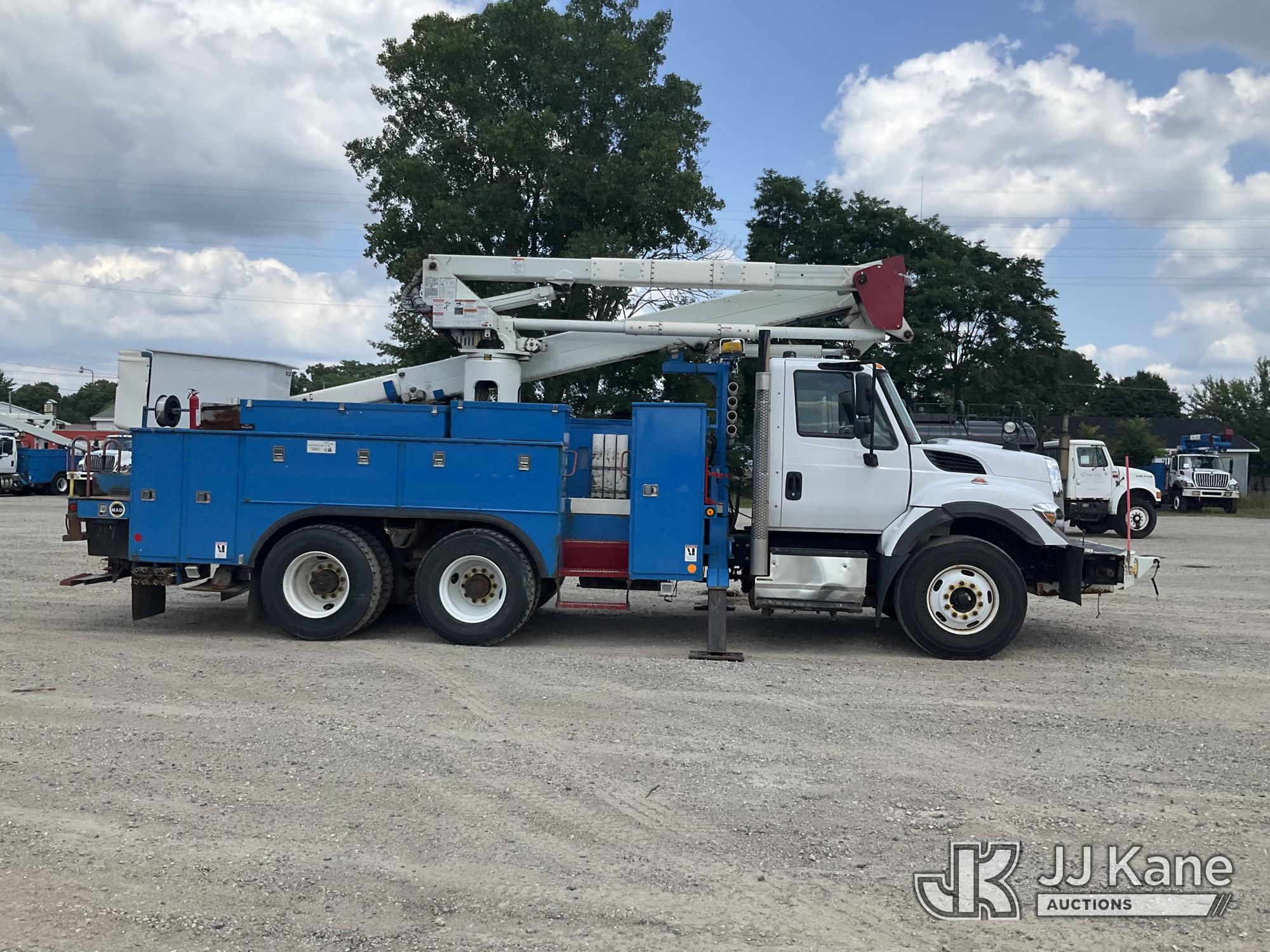 2017 International WORKSTAR 7400