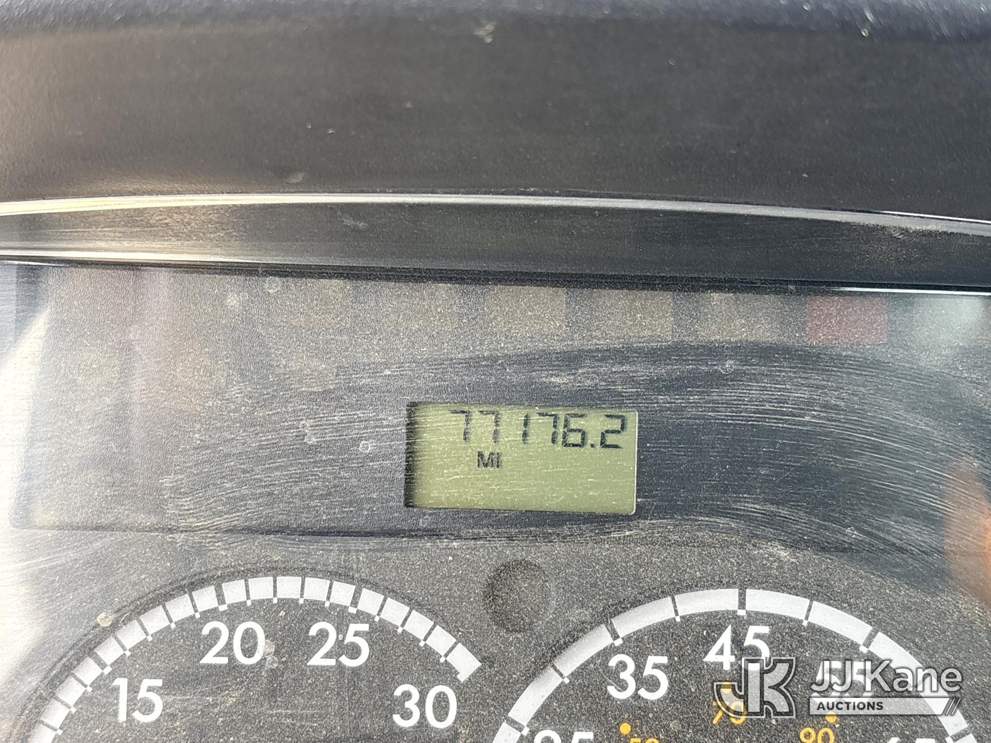 2012 Freightliner M2 112