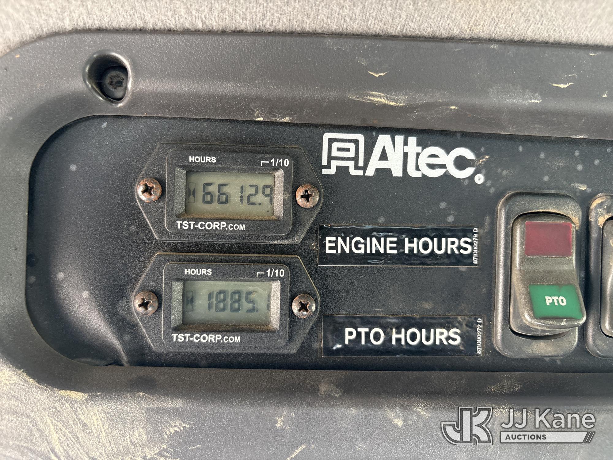 2012 Freightliner M2 112