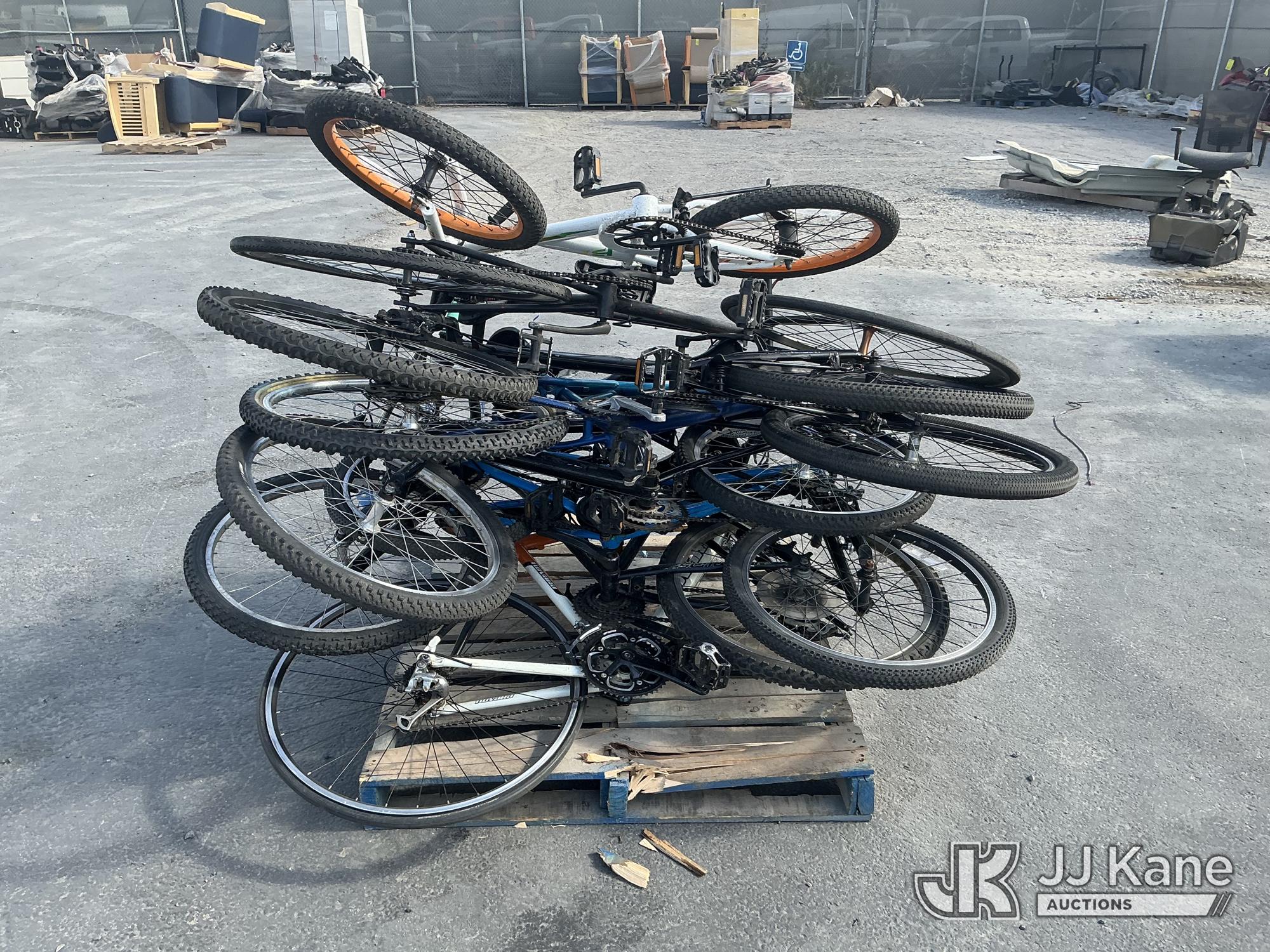(1 Pallet) Bicycles (Used) NOTE: This unit is being sold AS IS/WHERE IS via Timed Auction and is located in Jurupa Valley