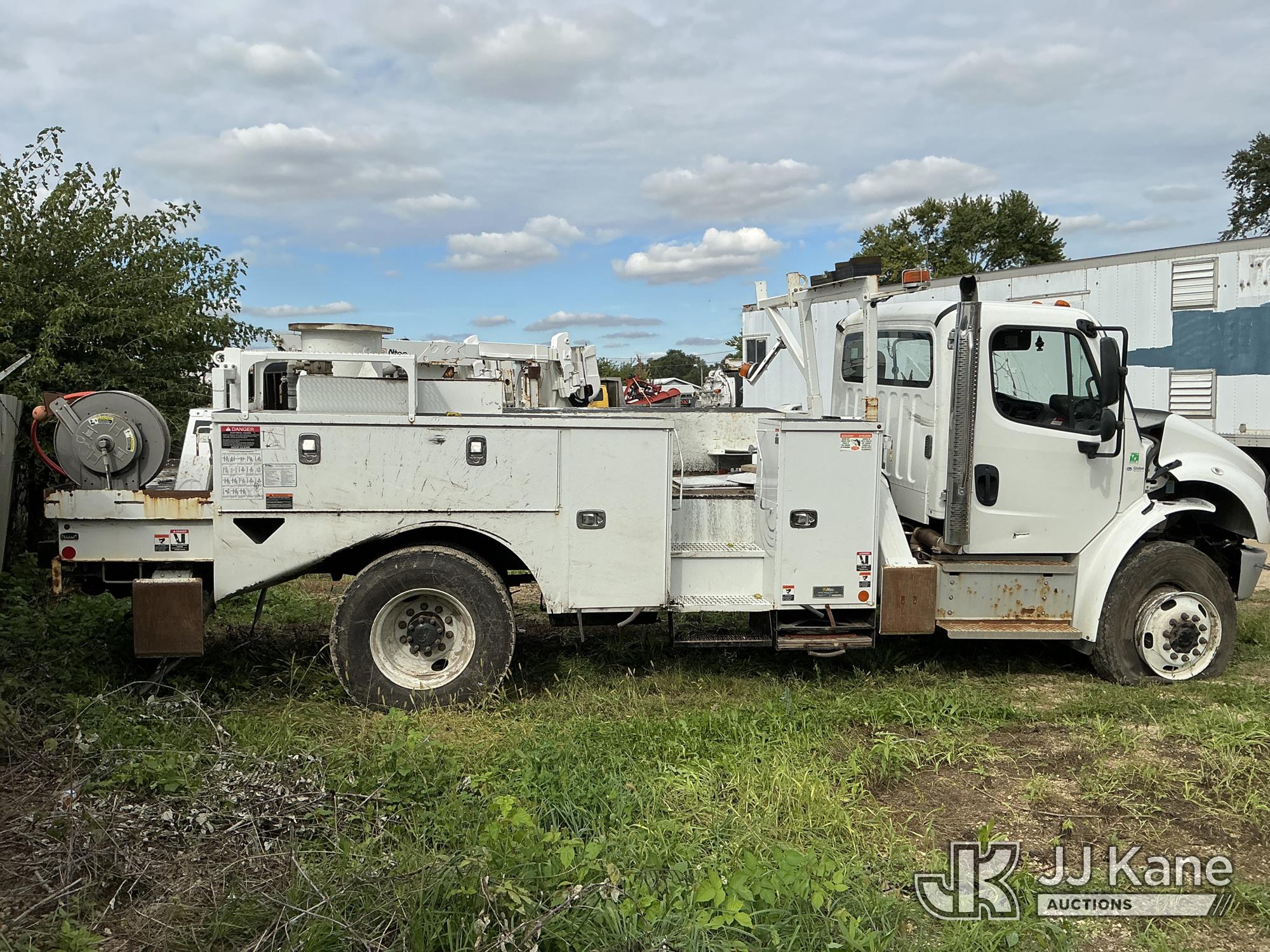 2022 Freightliner M2 106