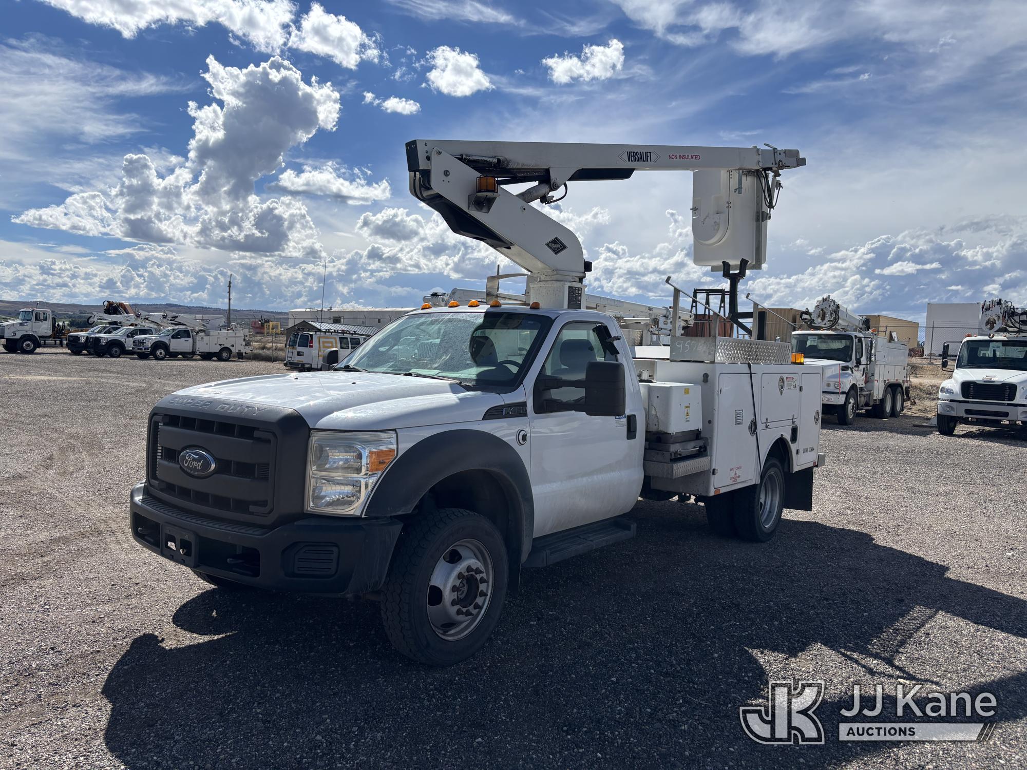 Versalift TEL29N-03 Telescopic Non-Insulated Bucket Truck On 2013 Ford F-450 SD Service Truck (1628342)