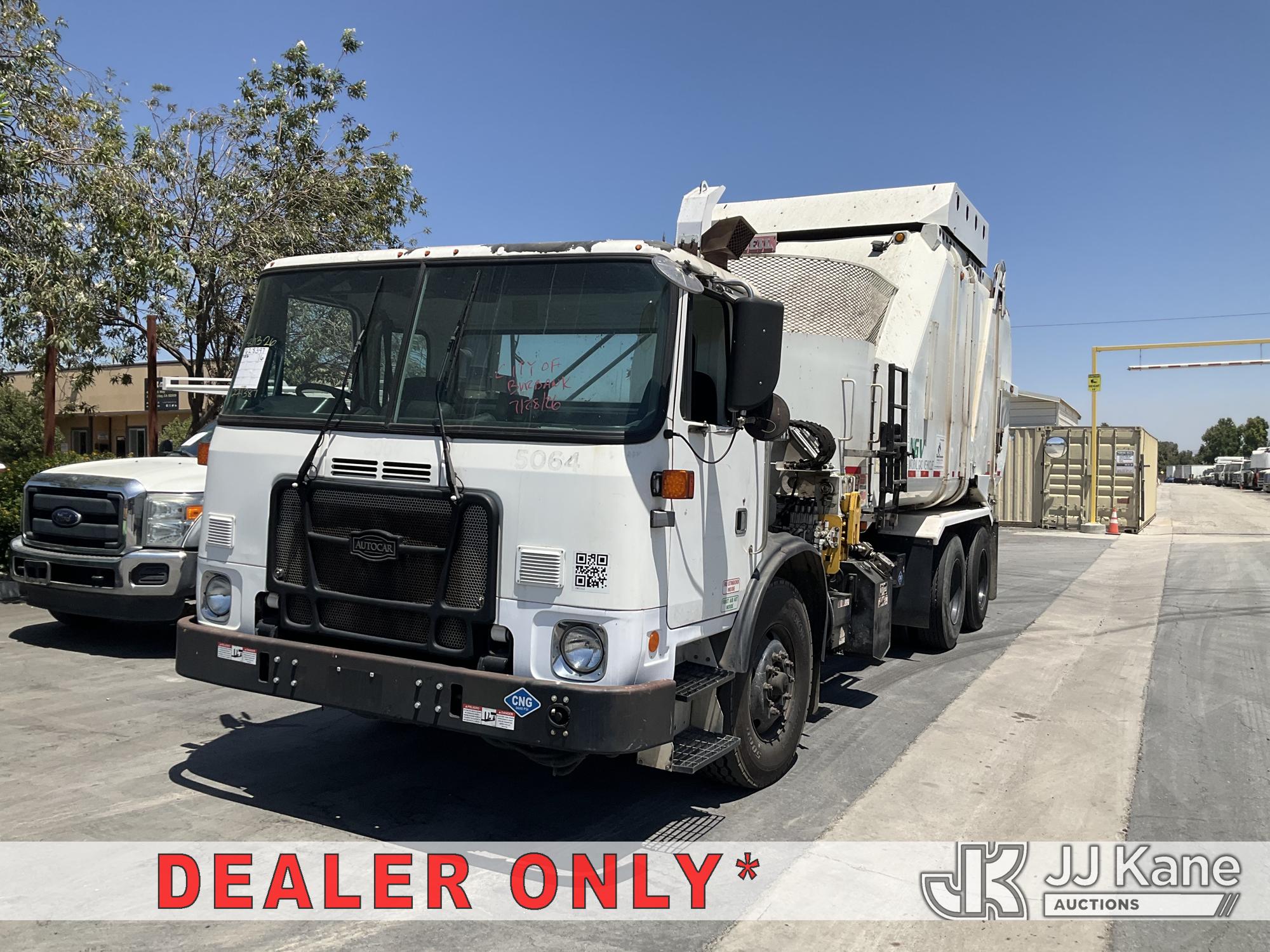 2016 Autocar ACX Xpeditor T/A Trash Truck