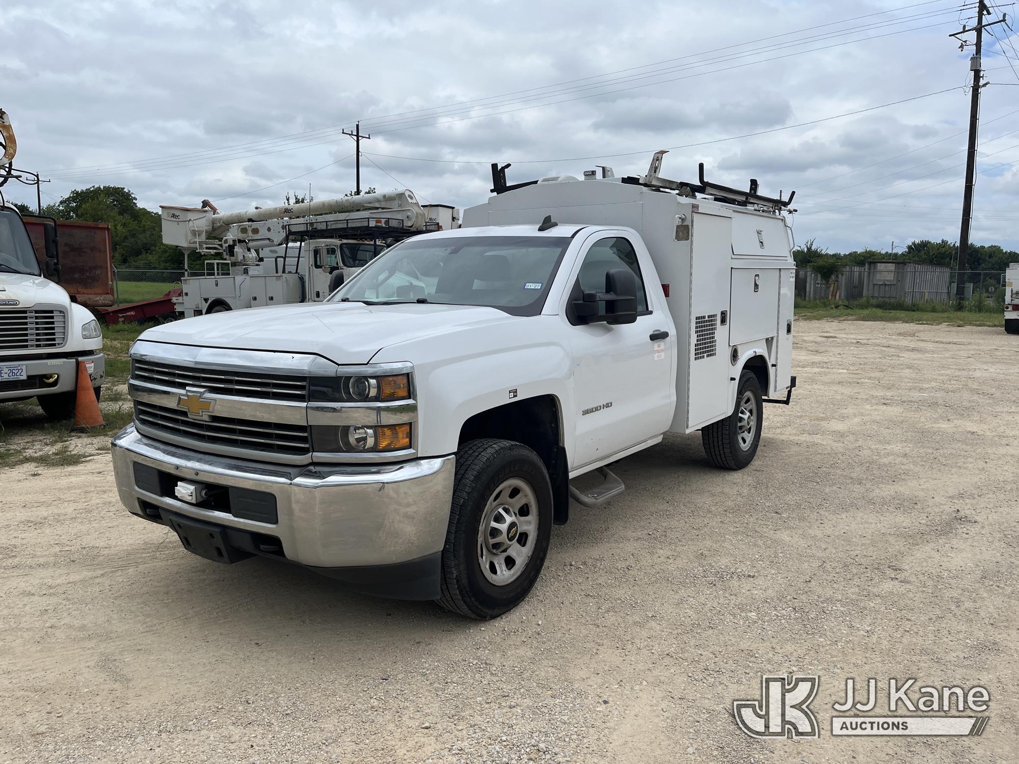 2015 Chevrolet Silverado 3500HD Enclosed Service Truck