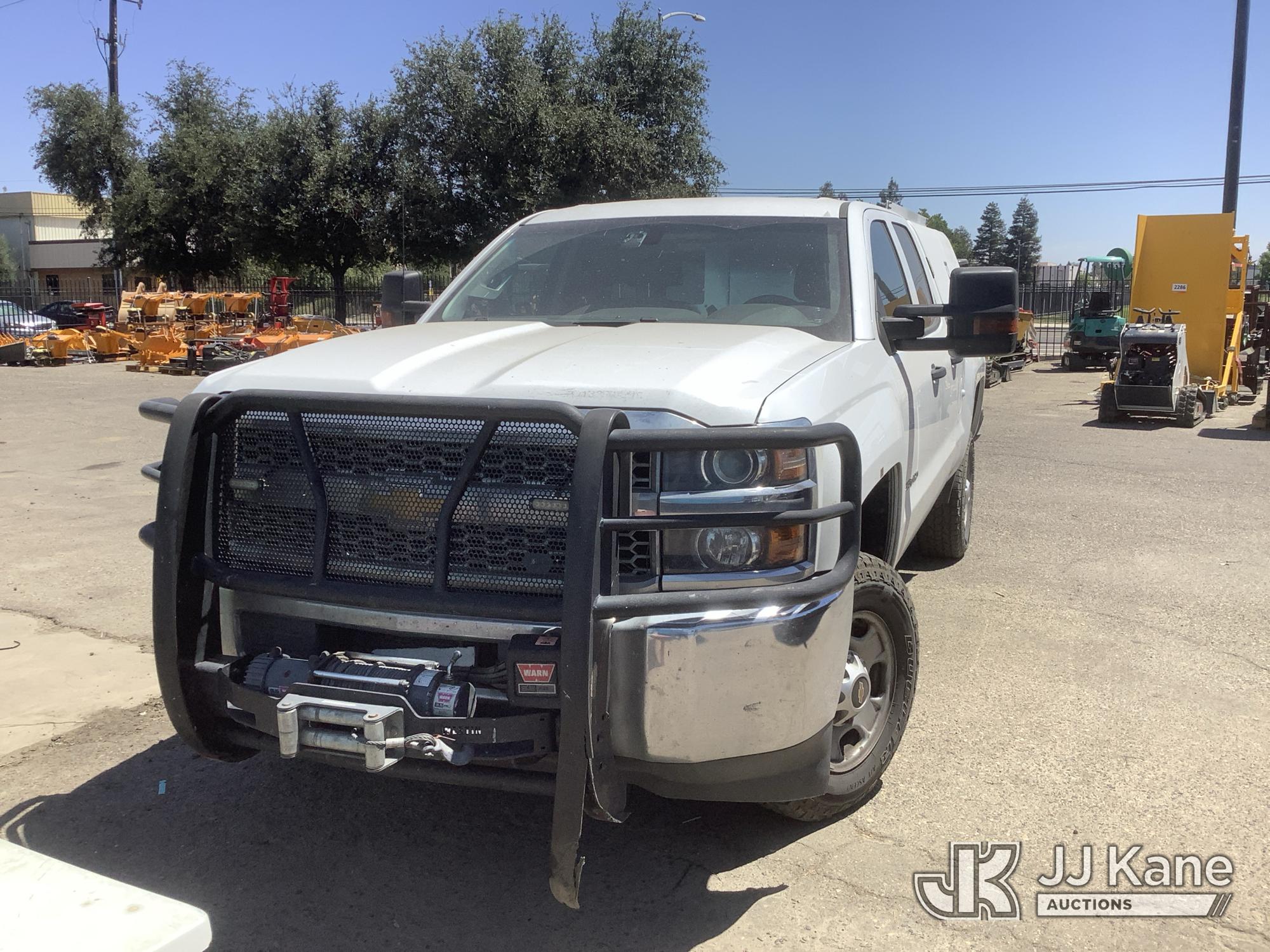 2019 Chevrolet Silverado 2500HD Extended-Cab Pickup Truck