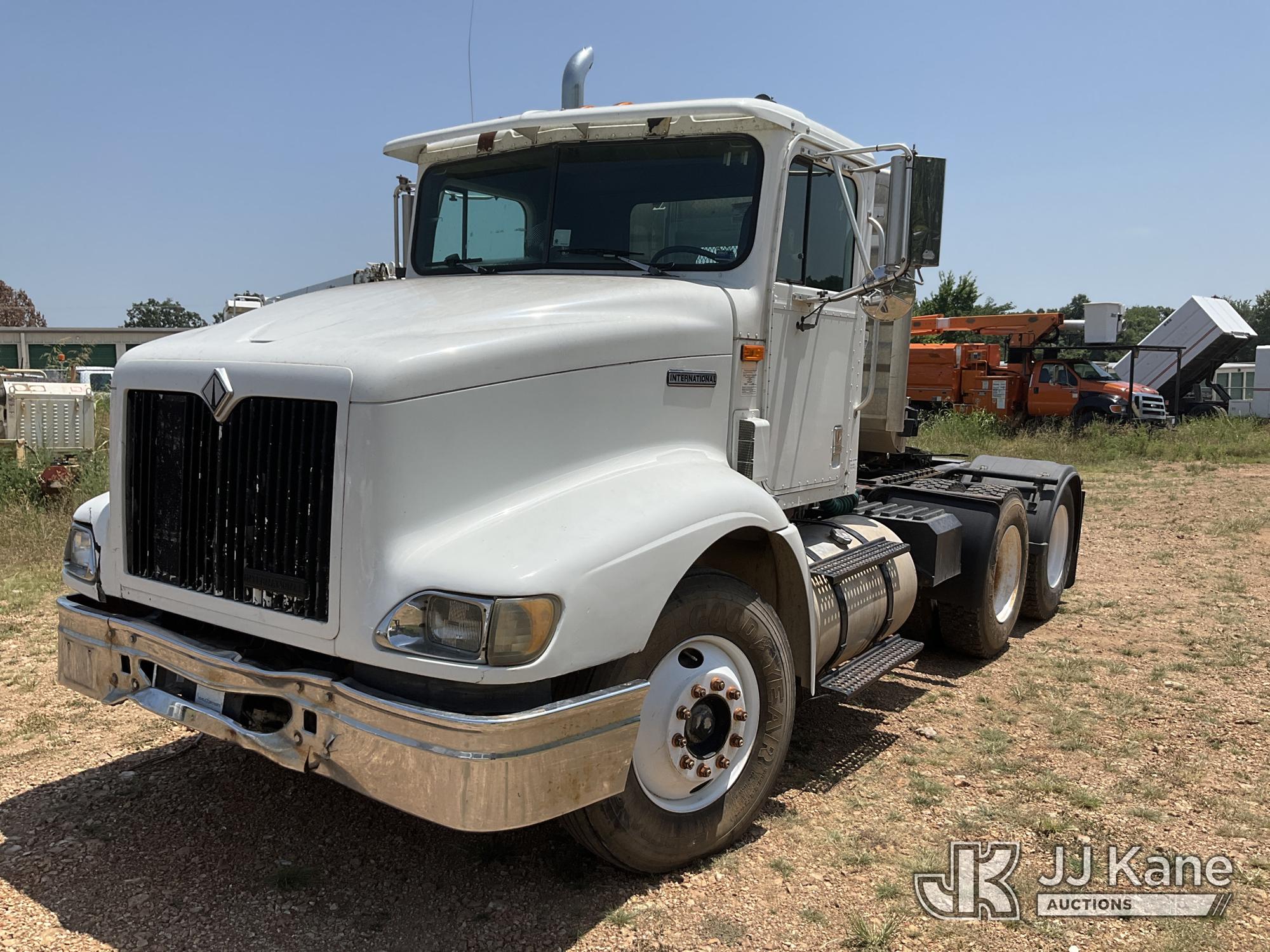 Photo of a 1999 International 9100