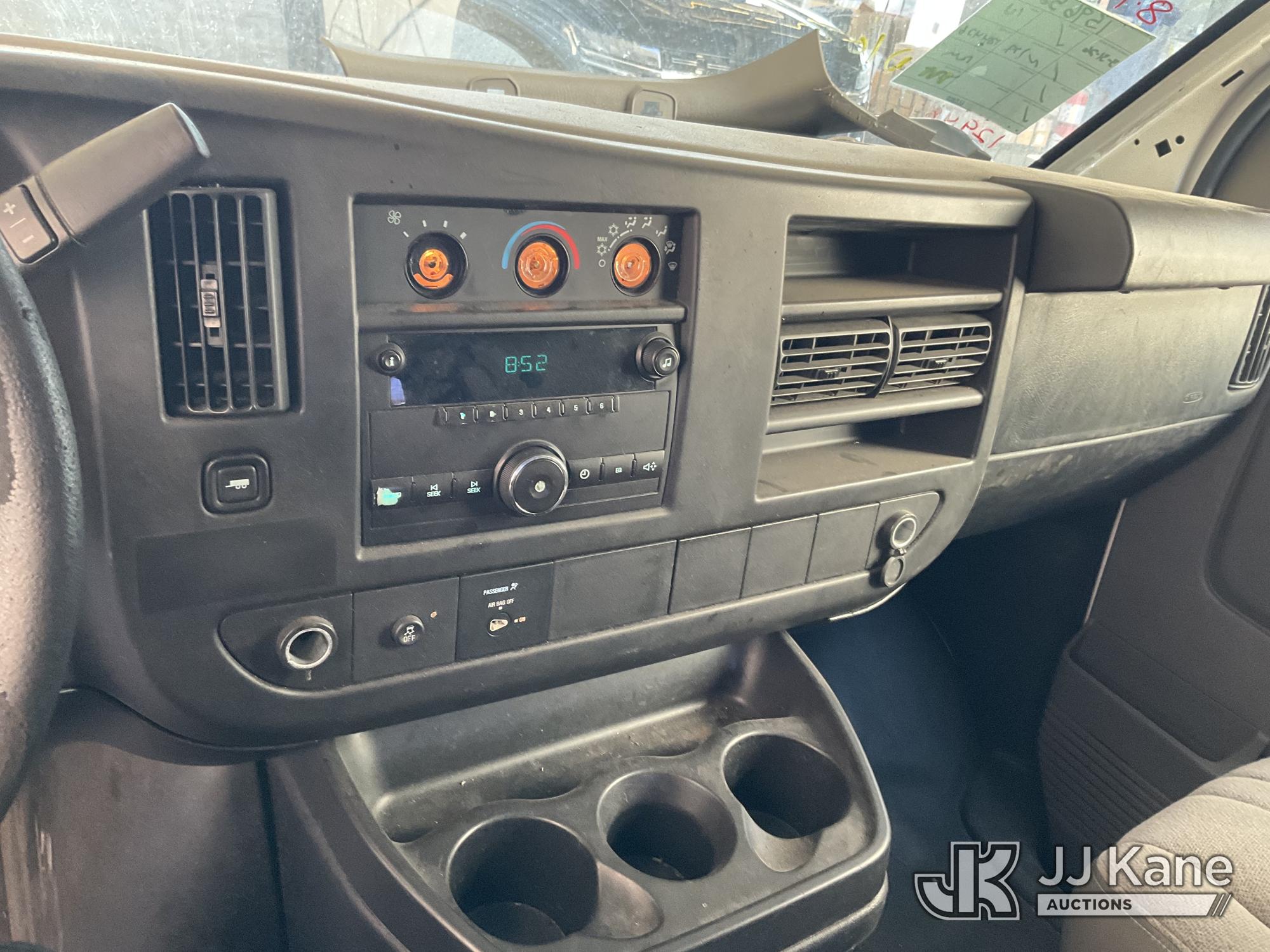 2014 GMC SAVANA G3500