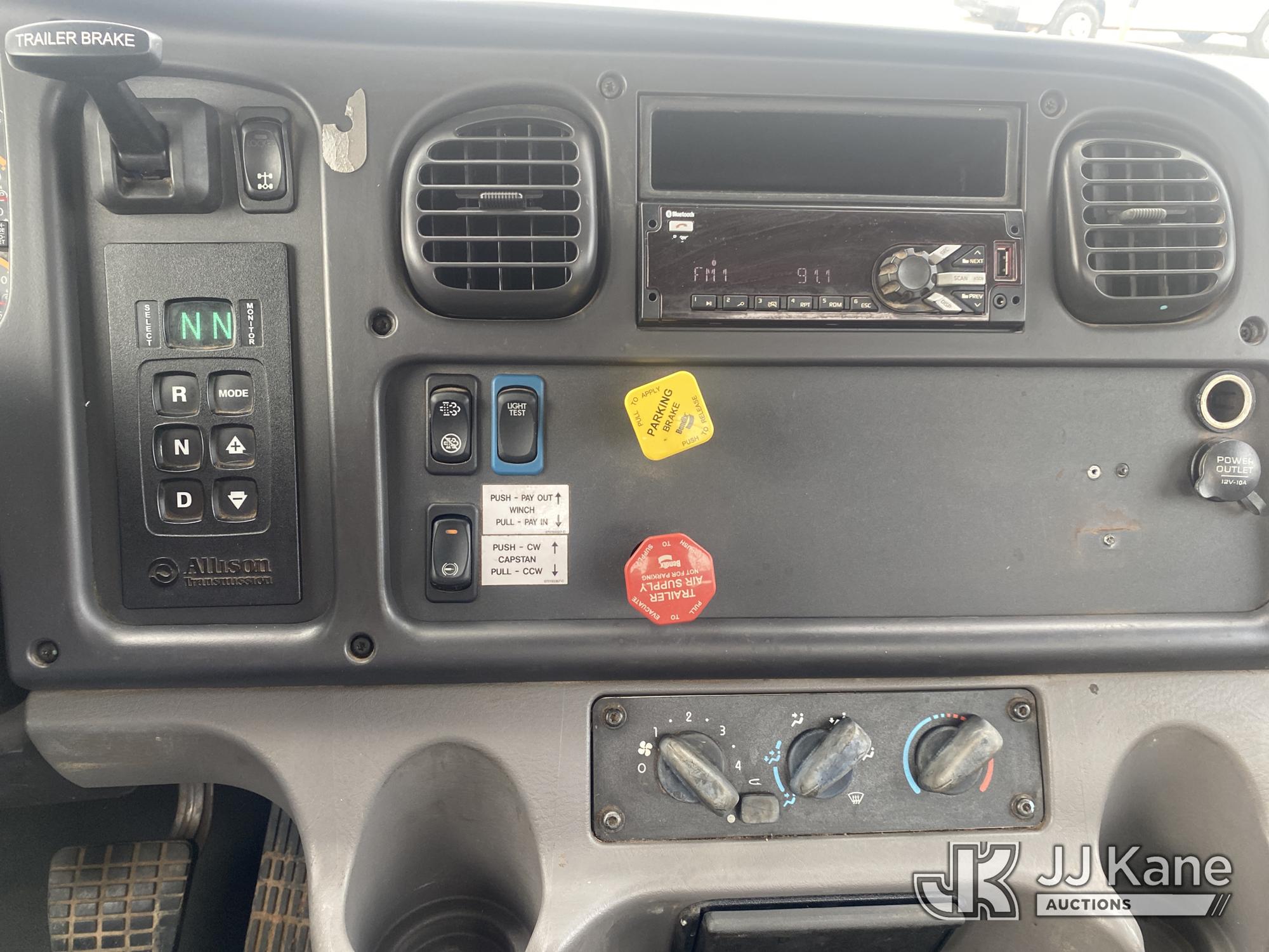 2018 Freightliner M2 106