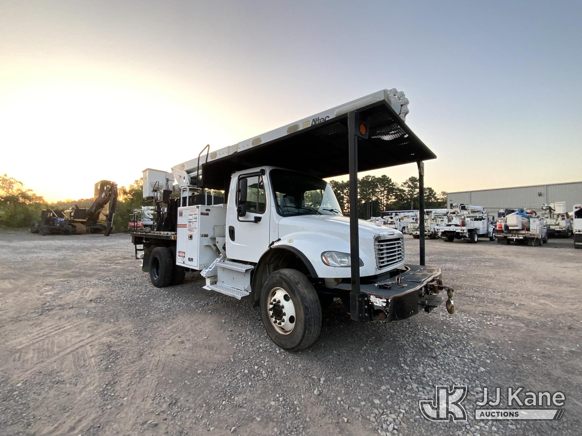 2018 Freightliner M2 106